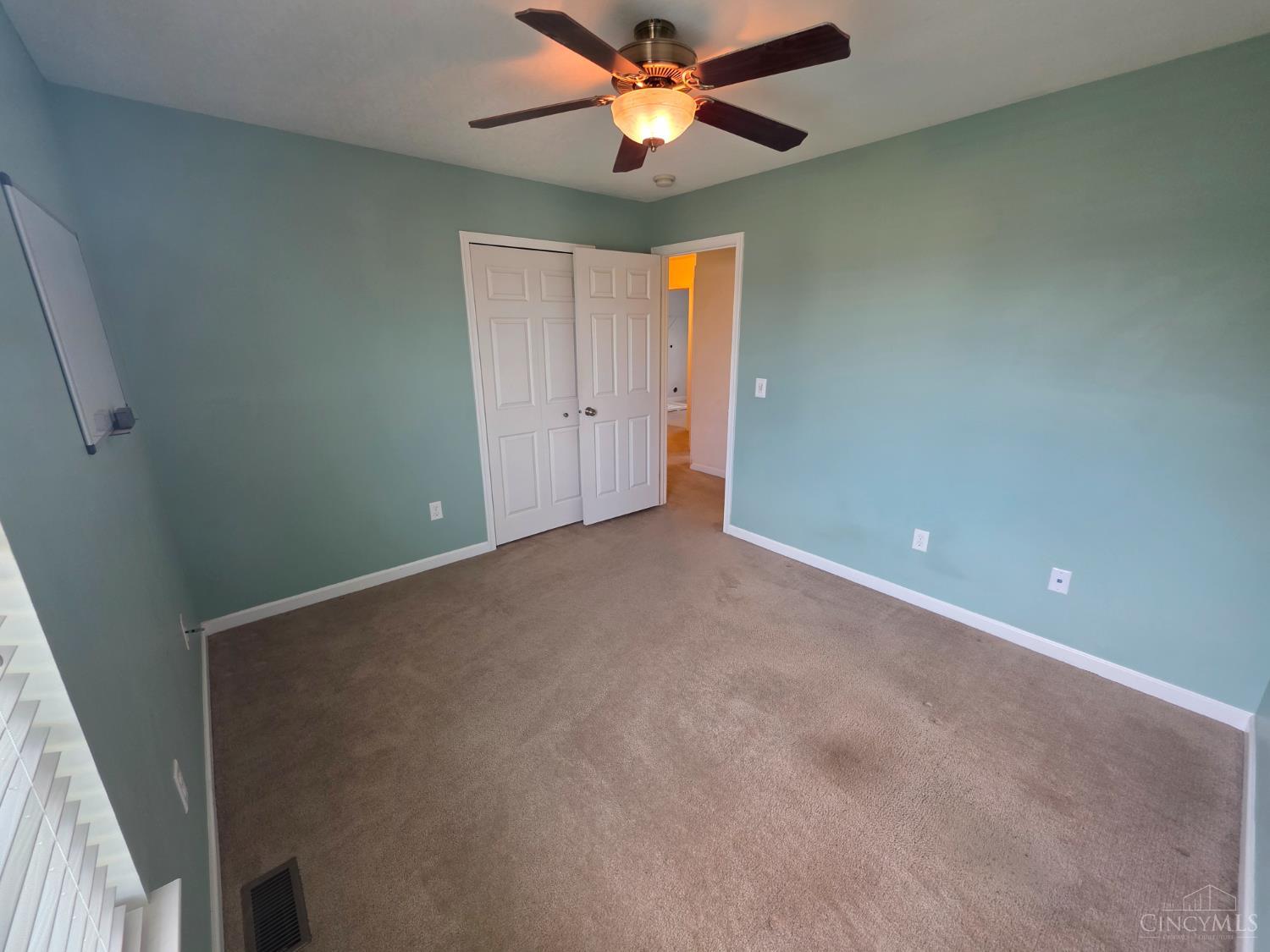 47 Hummingbird Way