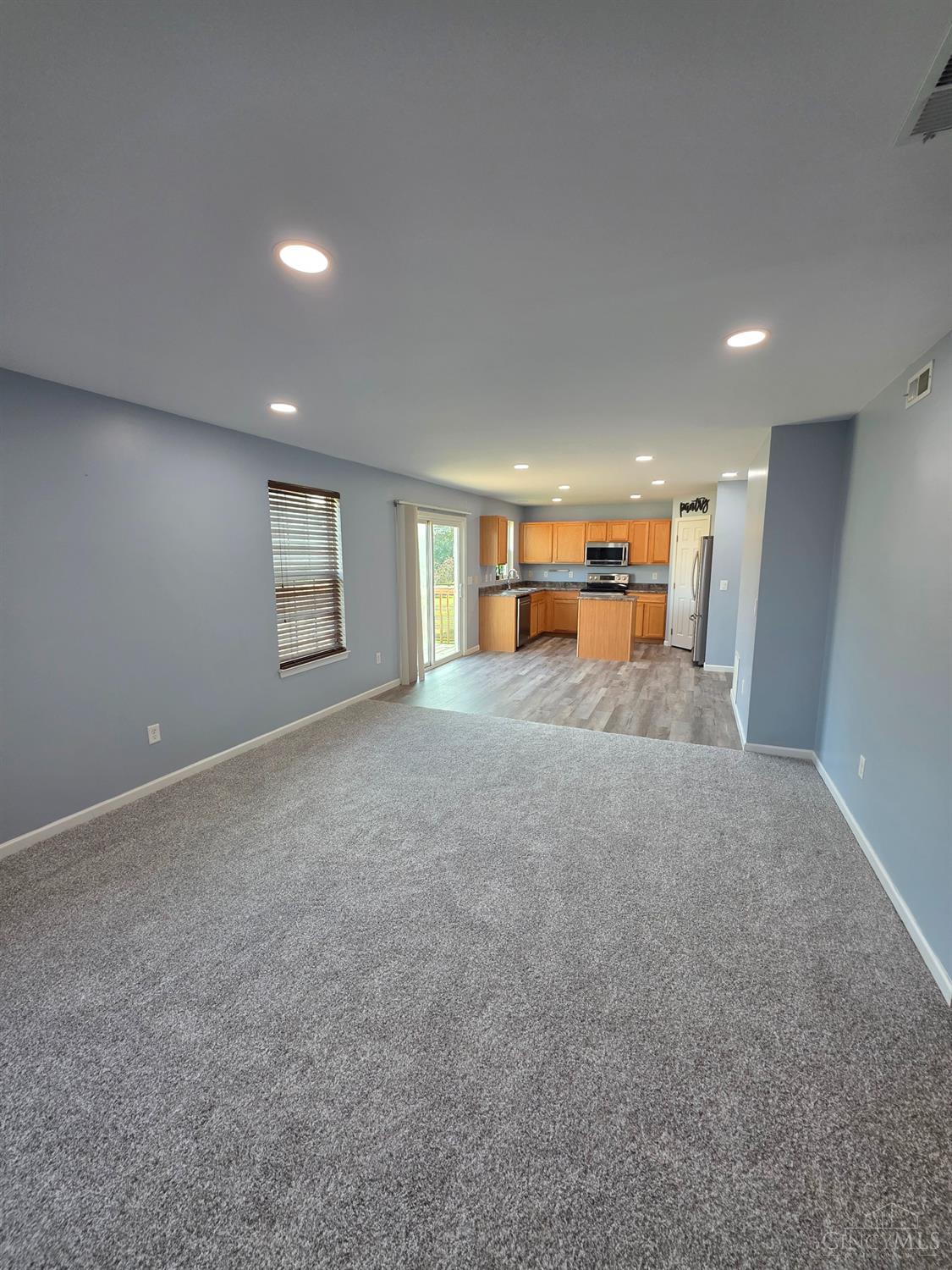 47 Hummingbird Way