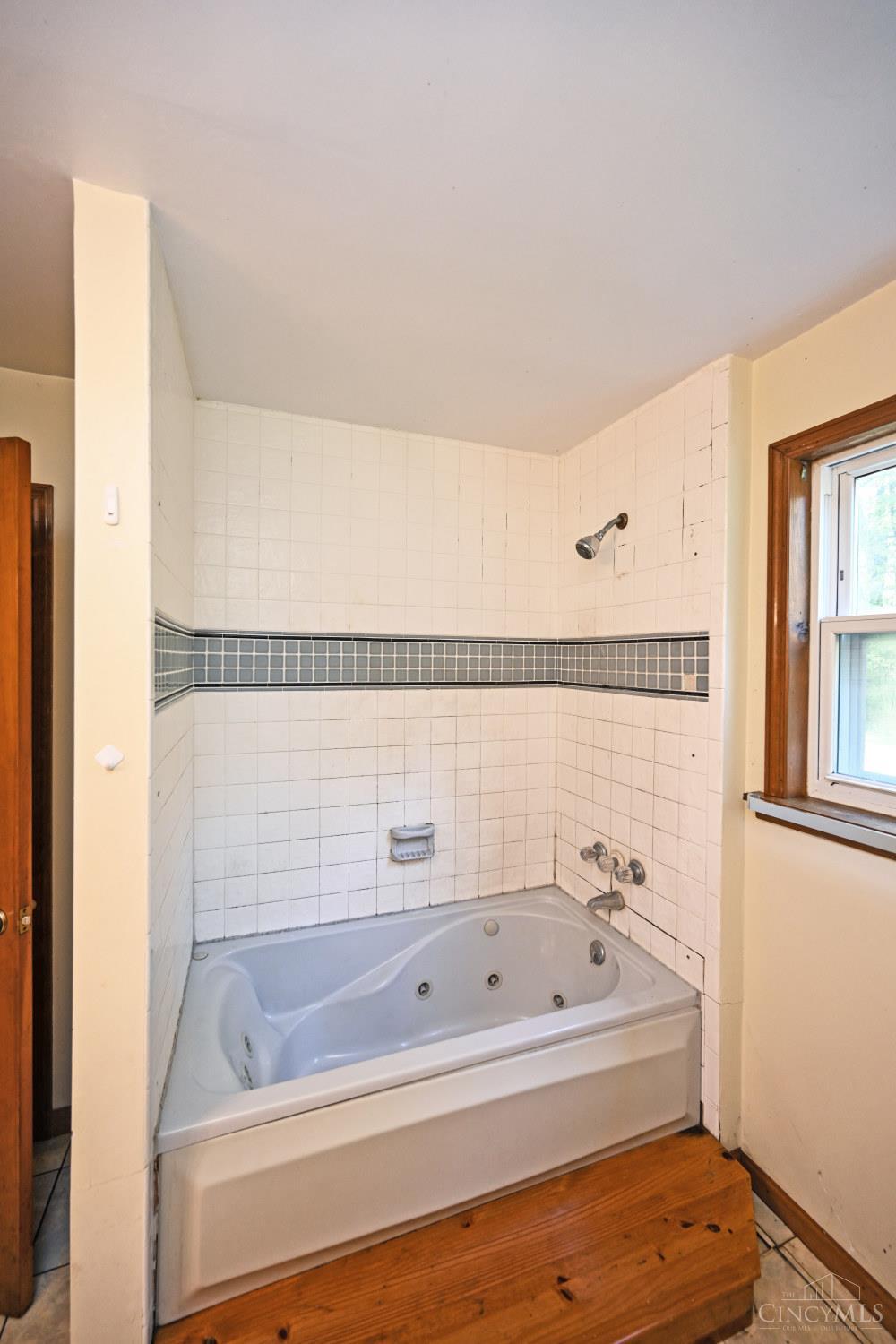 1748 Lindale Mt Holly Road