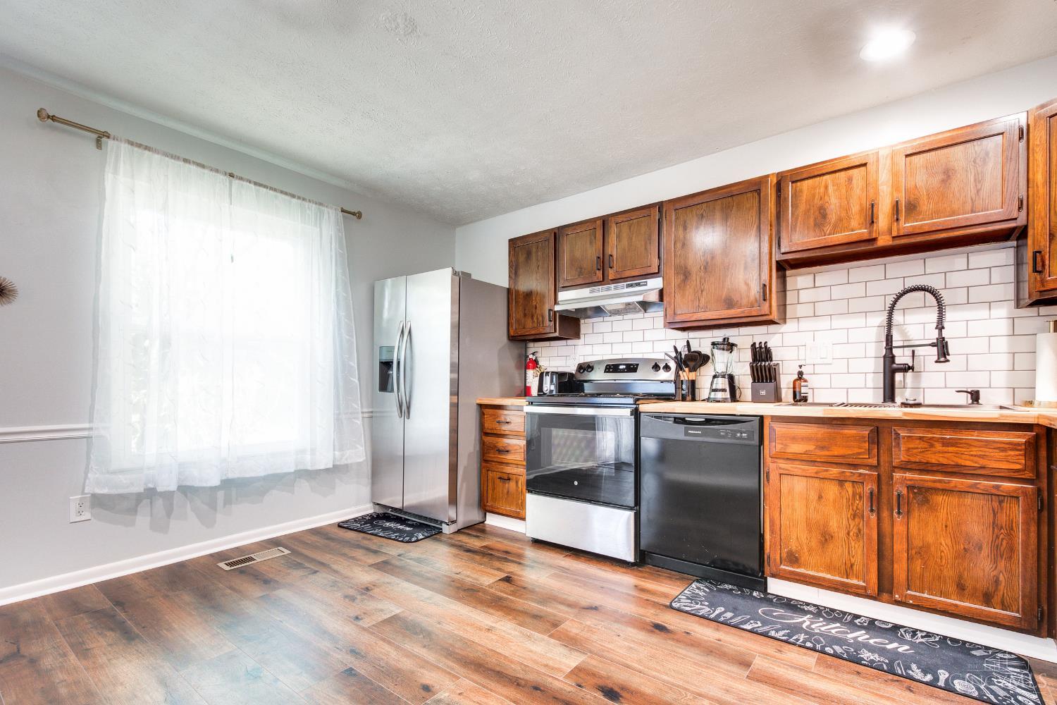 7178 Honeywood Court