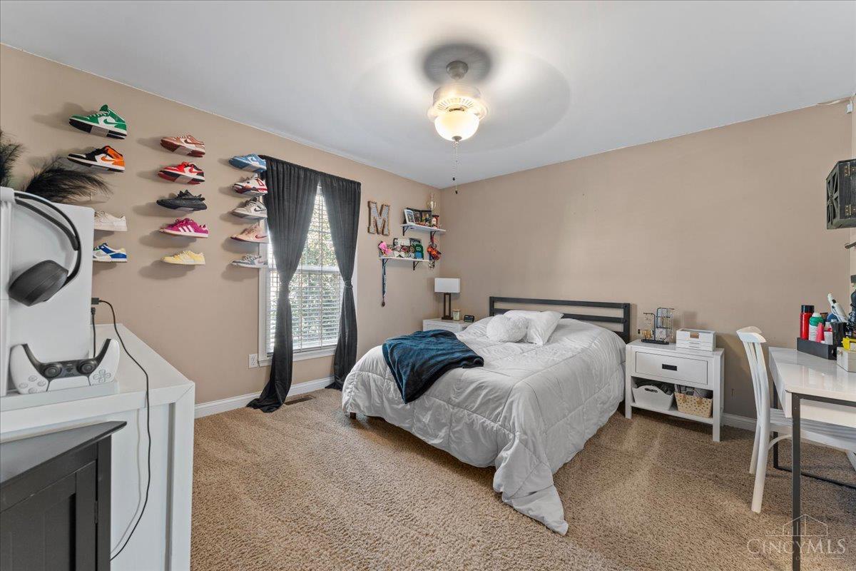 1262 Bluegrass Boulevard