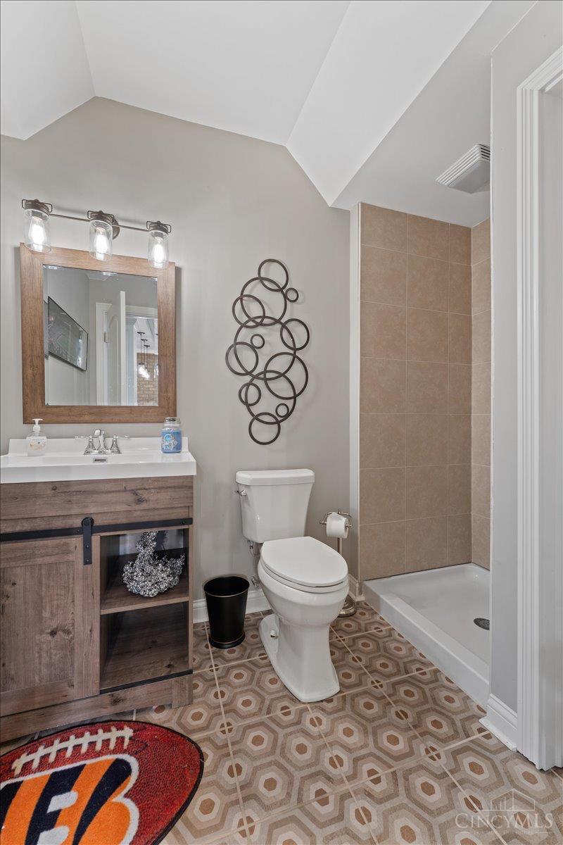 1262 Bluegrass Boulevard