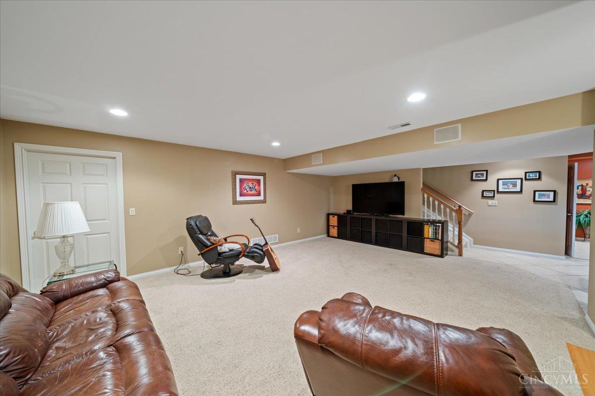 6661 Paxton Guinea Road