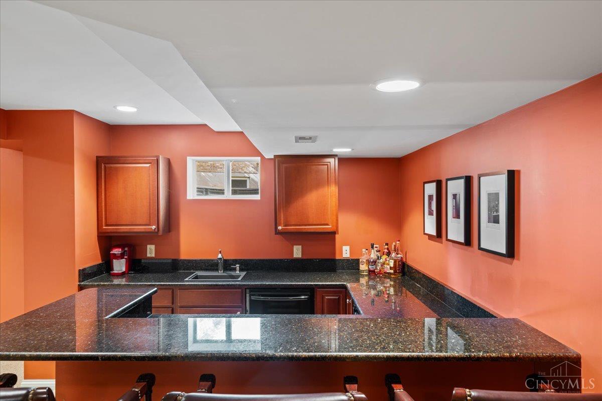 6661 Paxton Guinea Road