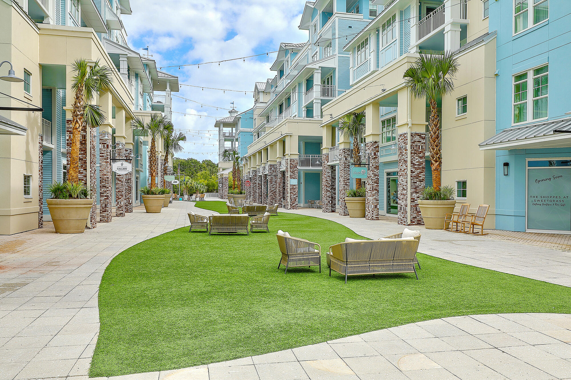 9000 Palmetto Drive Unit: 103d