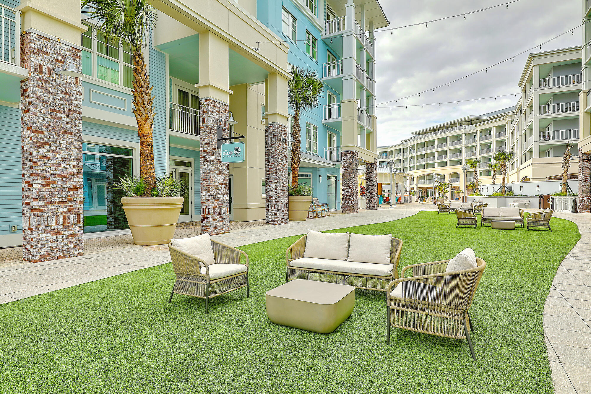 9000 Palmetto Drive Unit: 103d