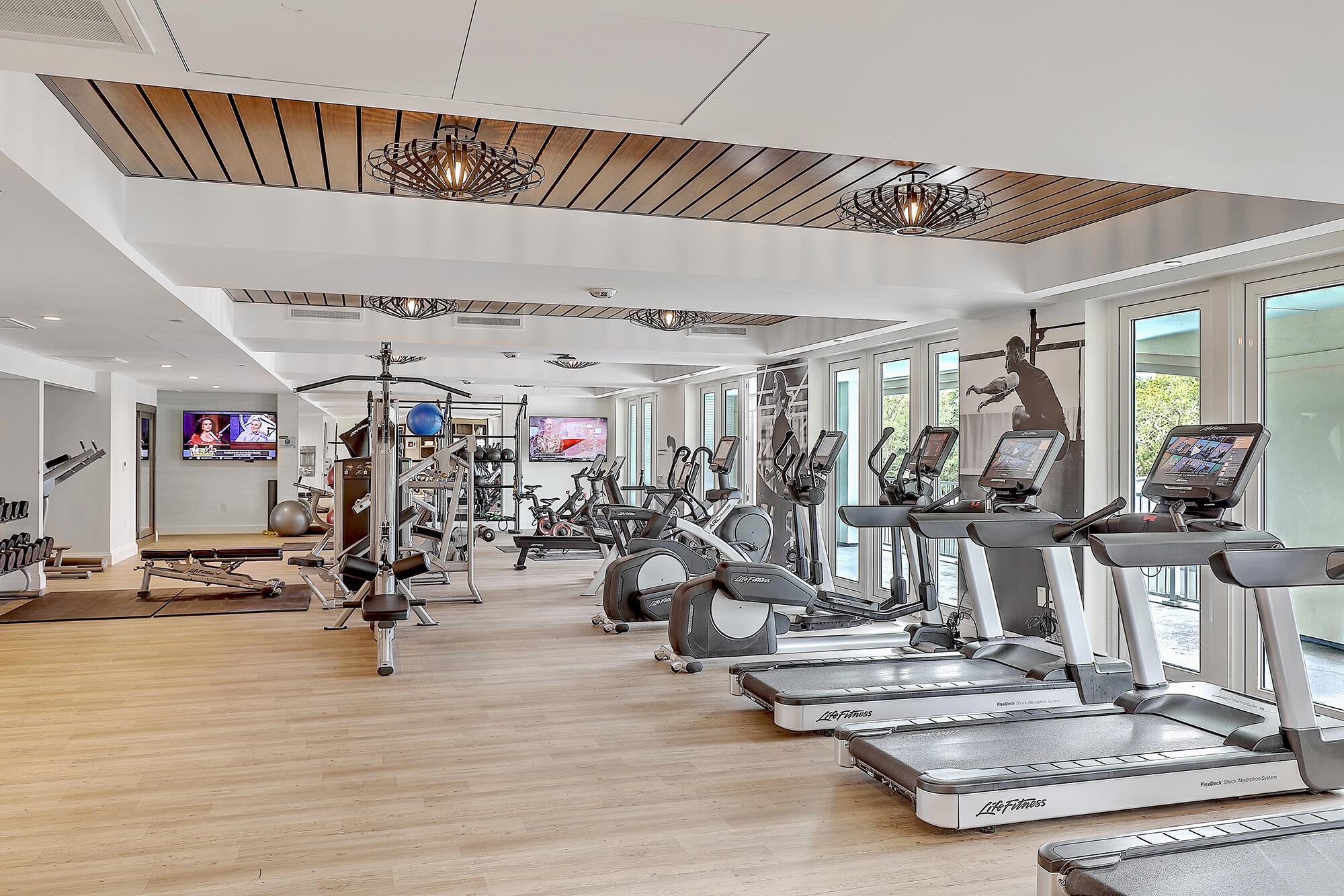 9000 Palmetto Drive Unit: 103d