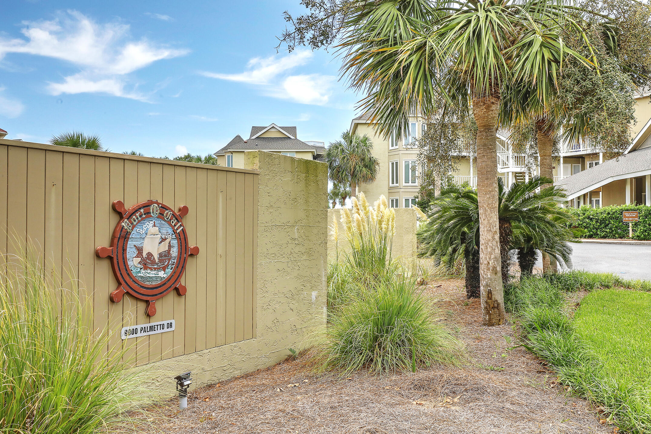 9000 Palmetto Drive Unit: 103d