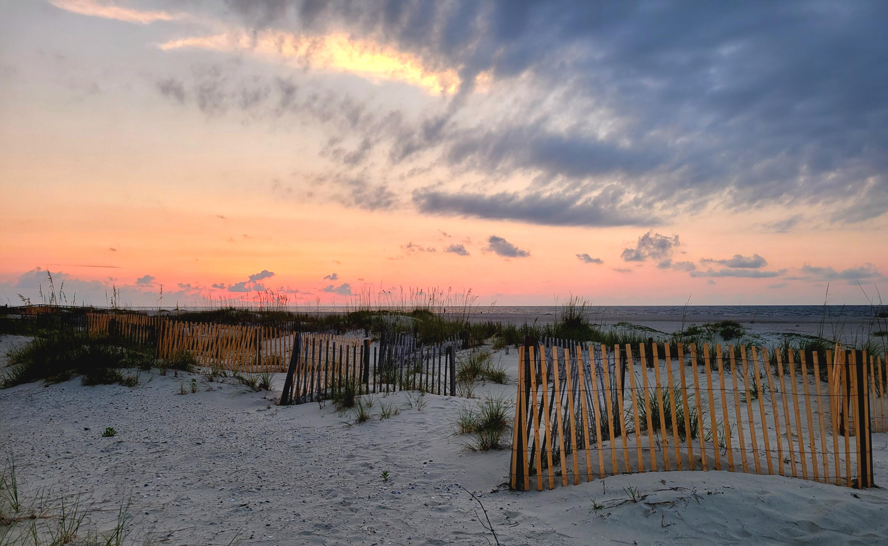 9000 Palmetto Drive Unit: 103d