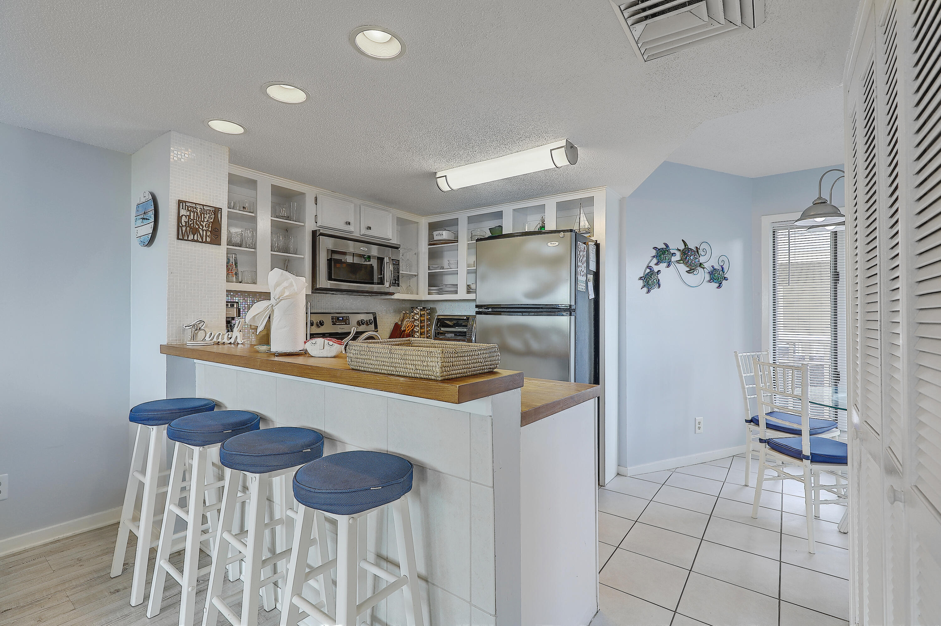 9000 Palmetto Drive Unit: 103d