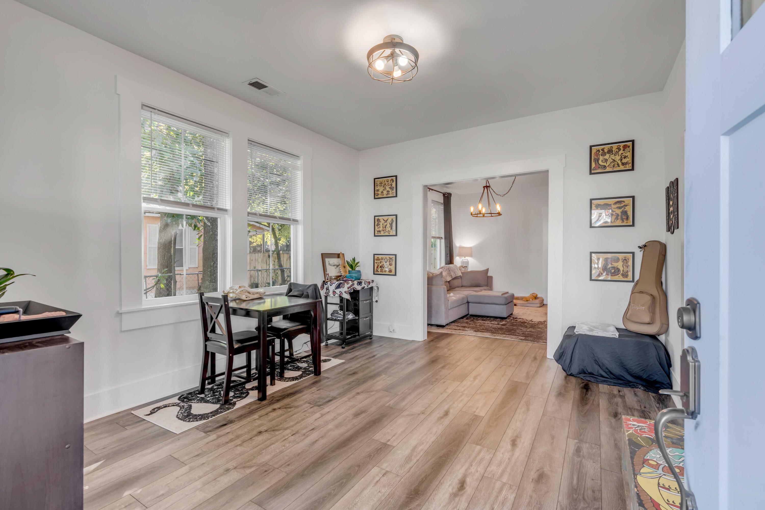 1073 Glenshaw Street # B Unit: A,B