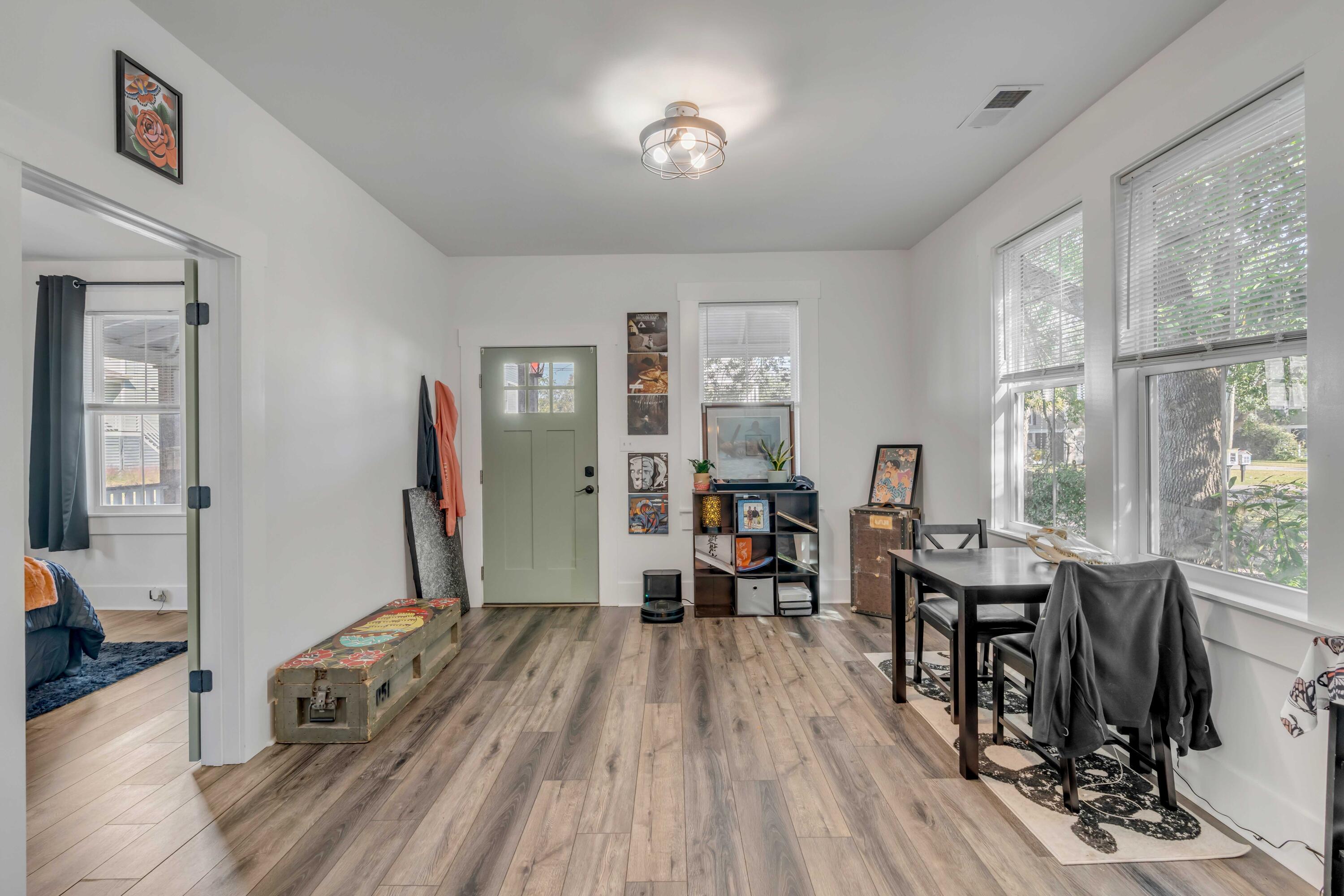 1073 Glenshaw Street # B Unit: A,B