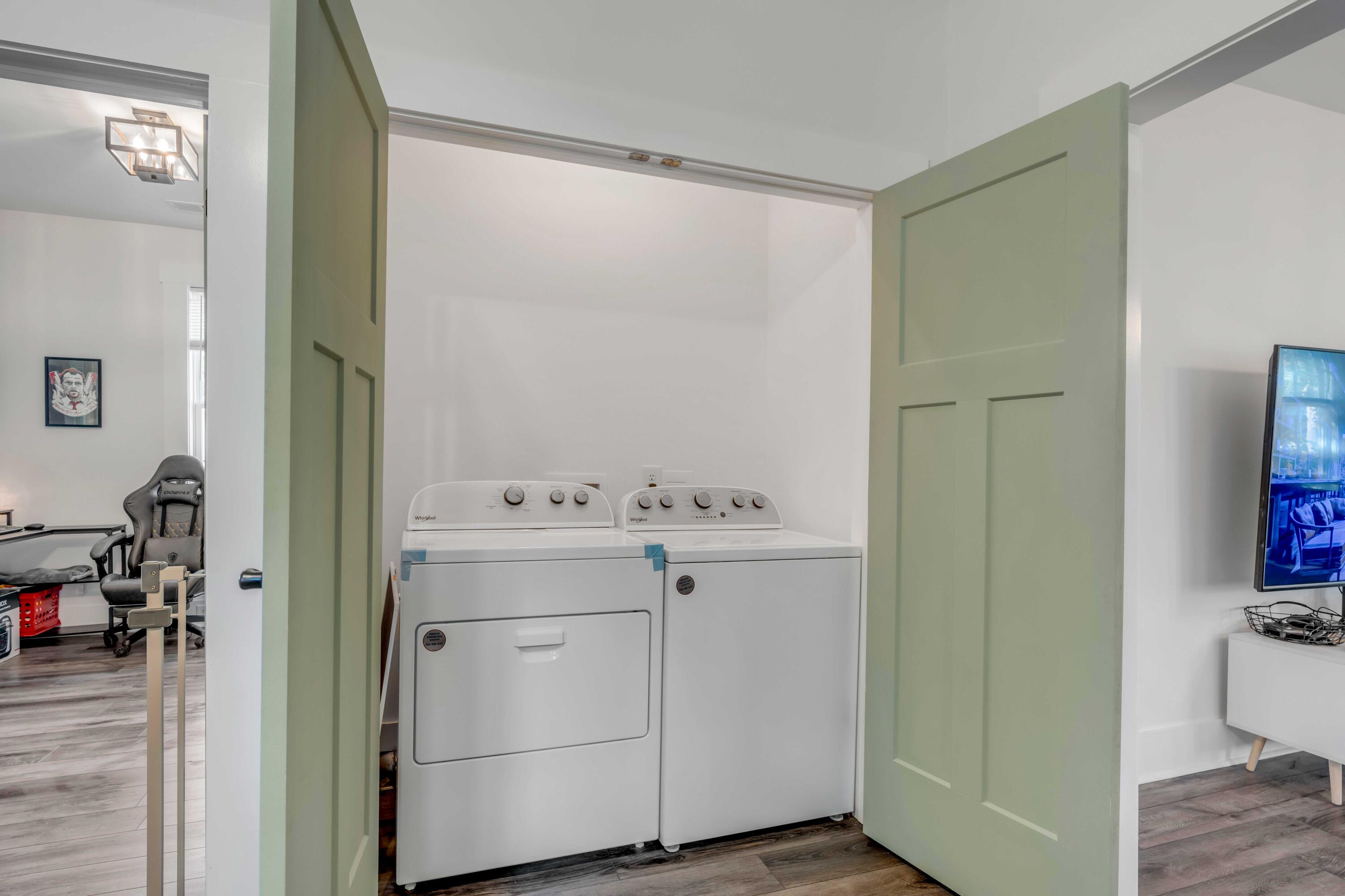 1073 Glenshaw Street # B Unit: A,B