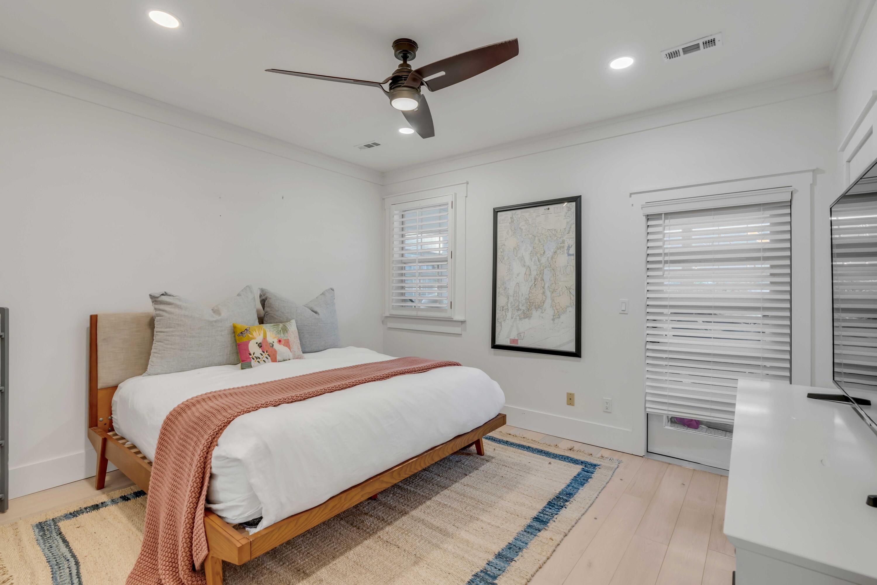 975 Provincial Circle