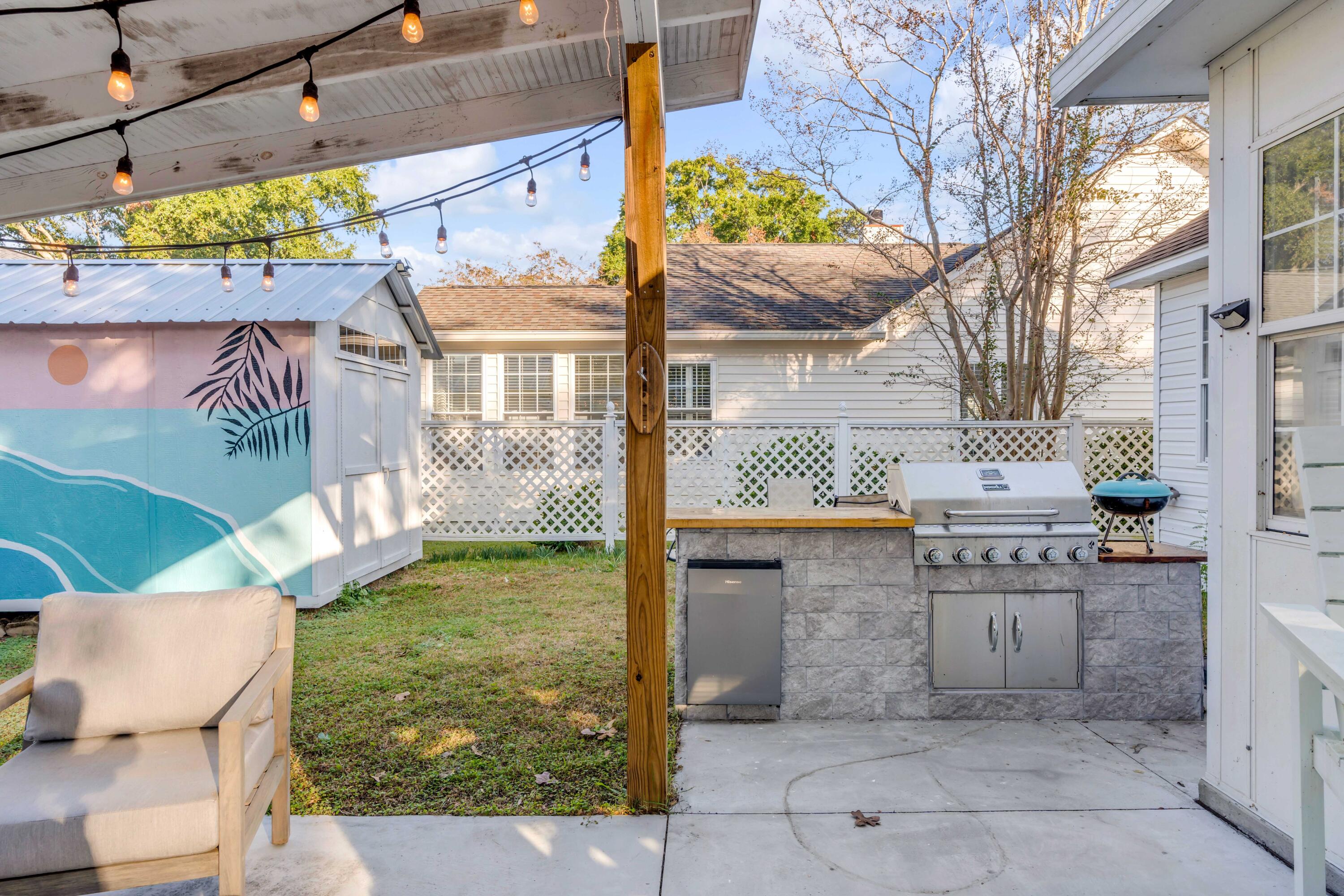 975 Provincial Circle