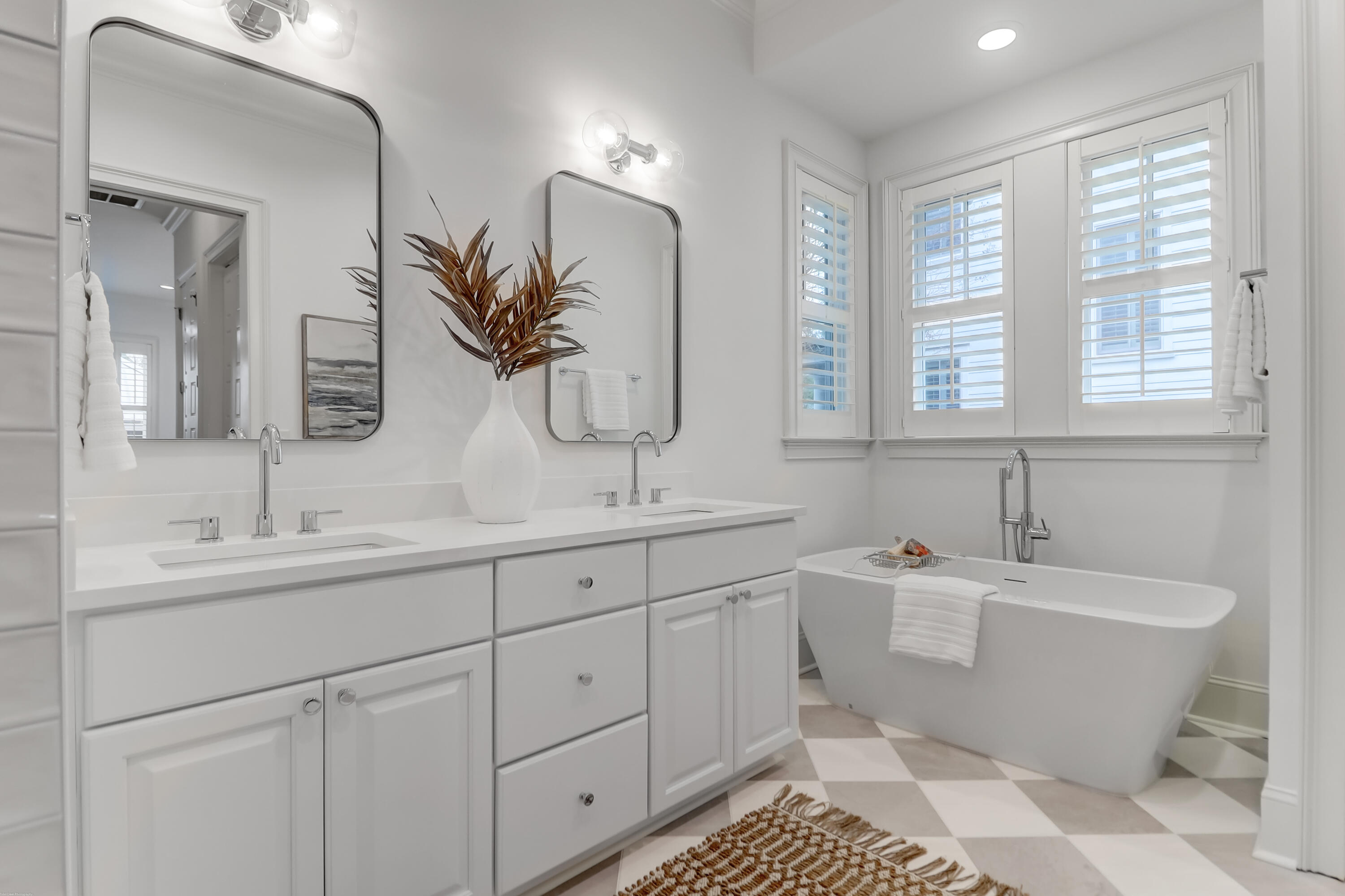 906 Tupelo Bay Drive