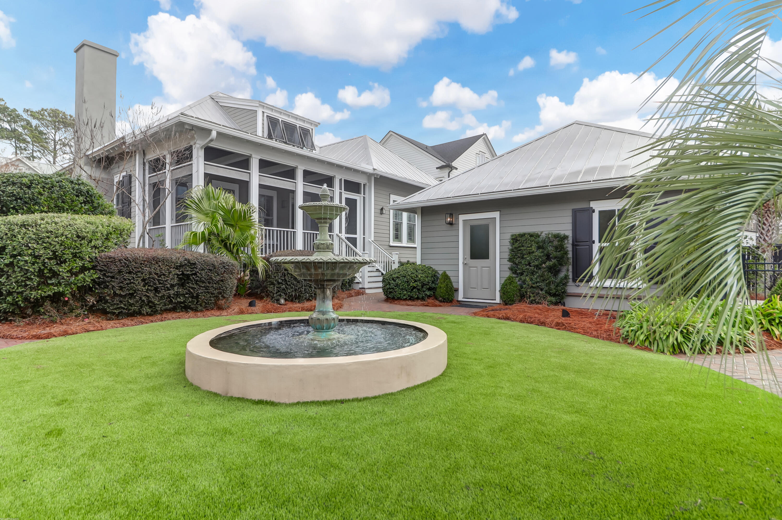 906 Tupelo Bay Drive