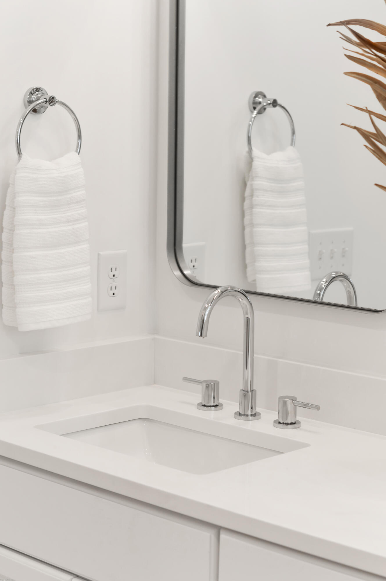 906 Tupelo Bay Drive