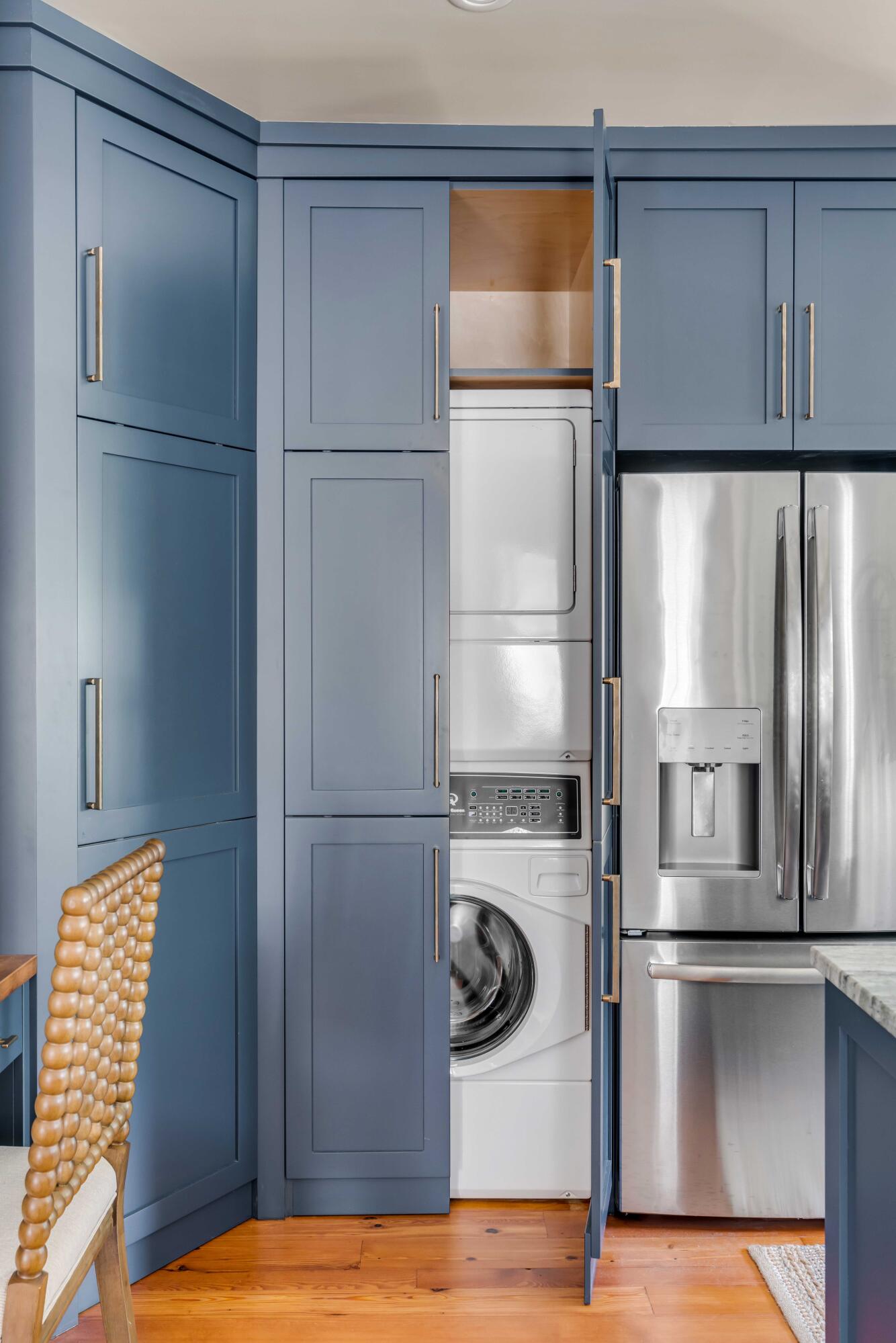 106 Queen Street # 2