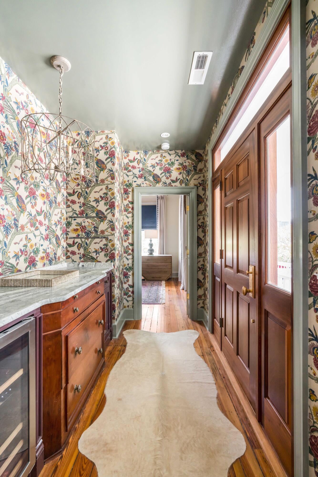 106 Queen Street # 2