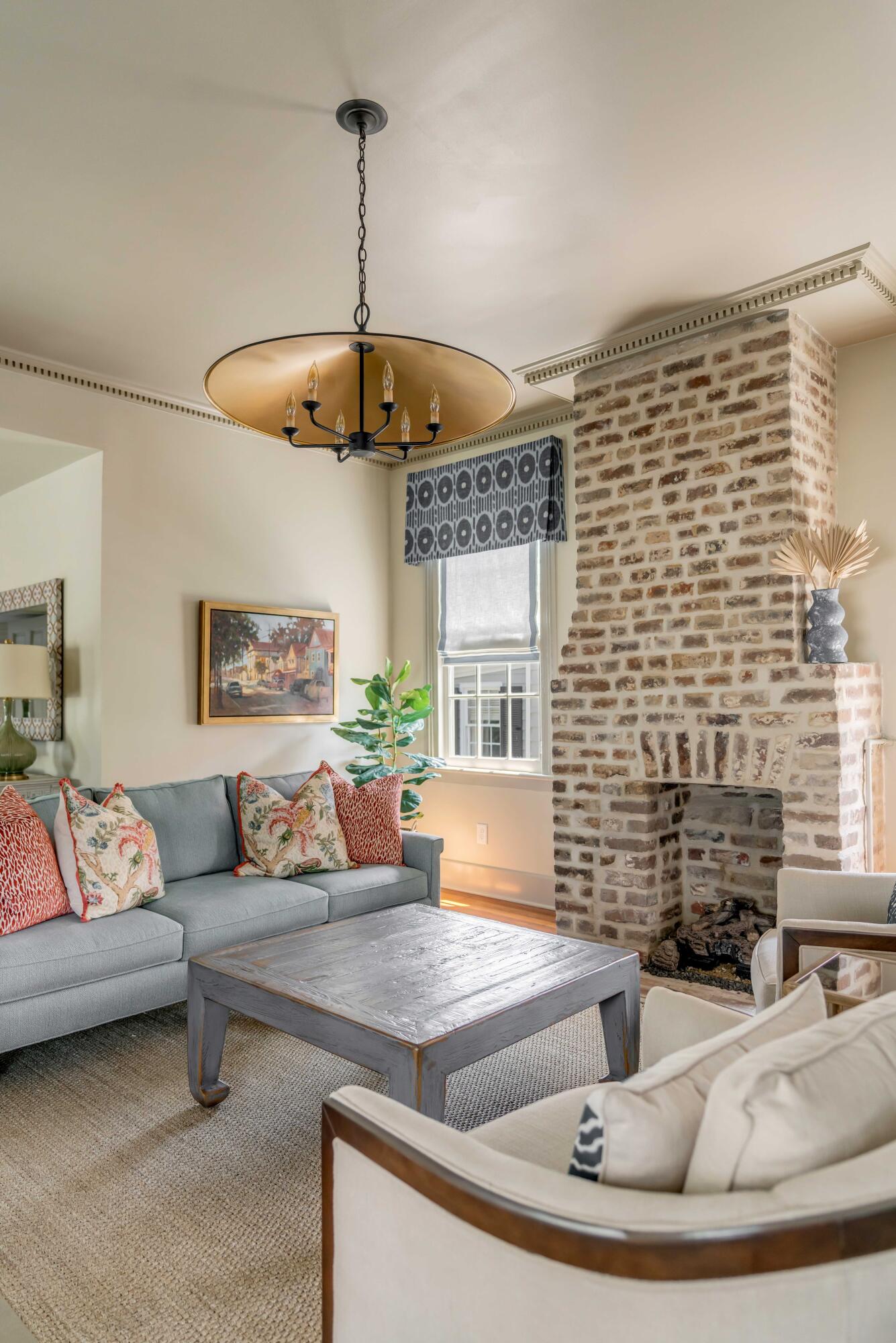 106 Queen Street # 2