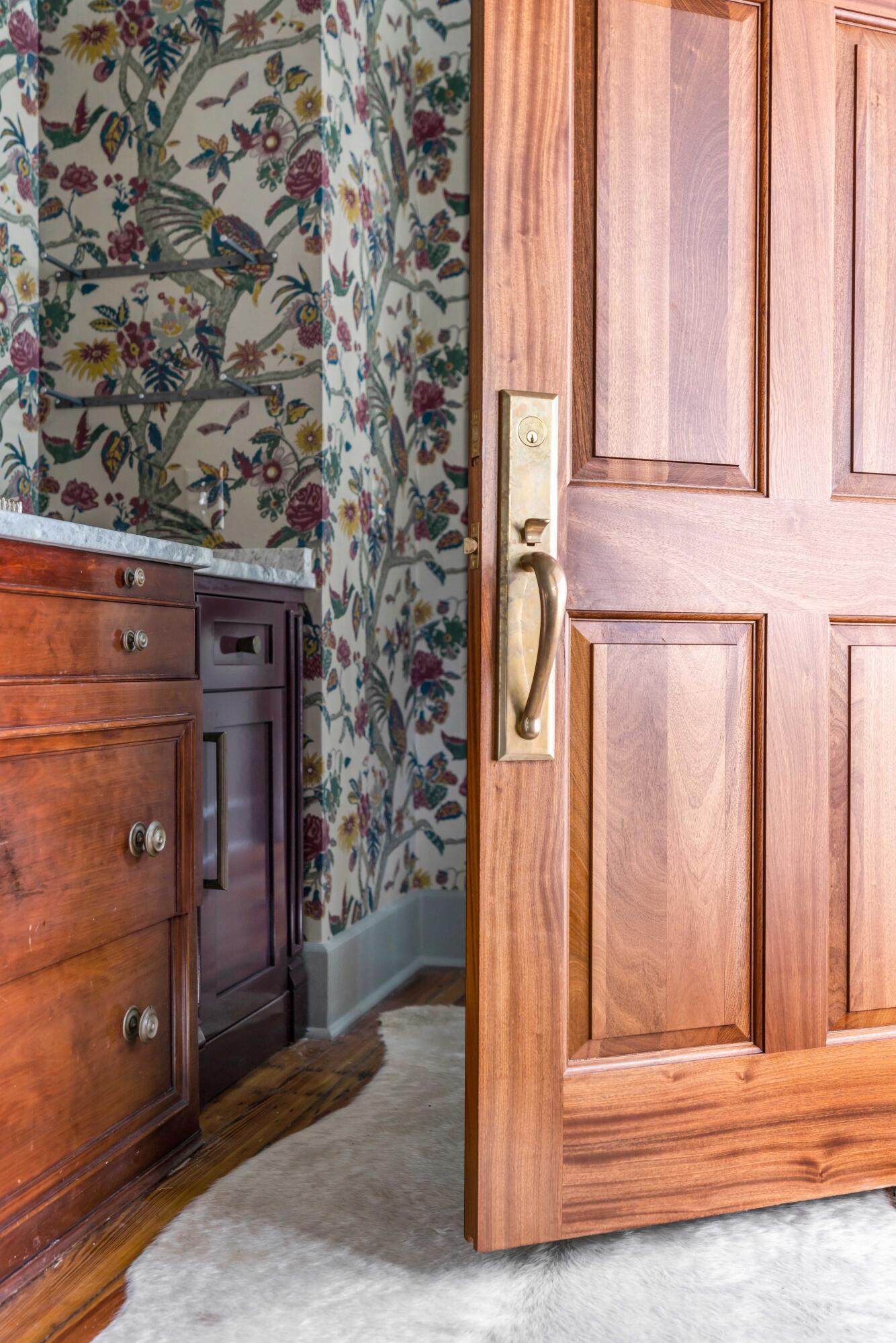 106 Queen Street # 2