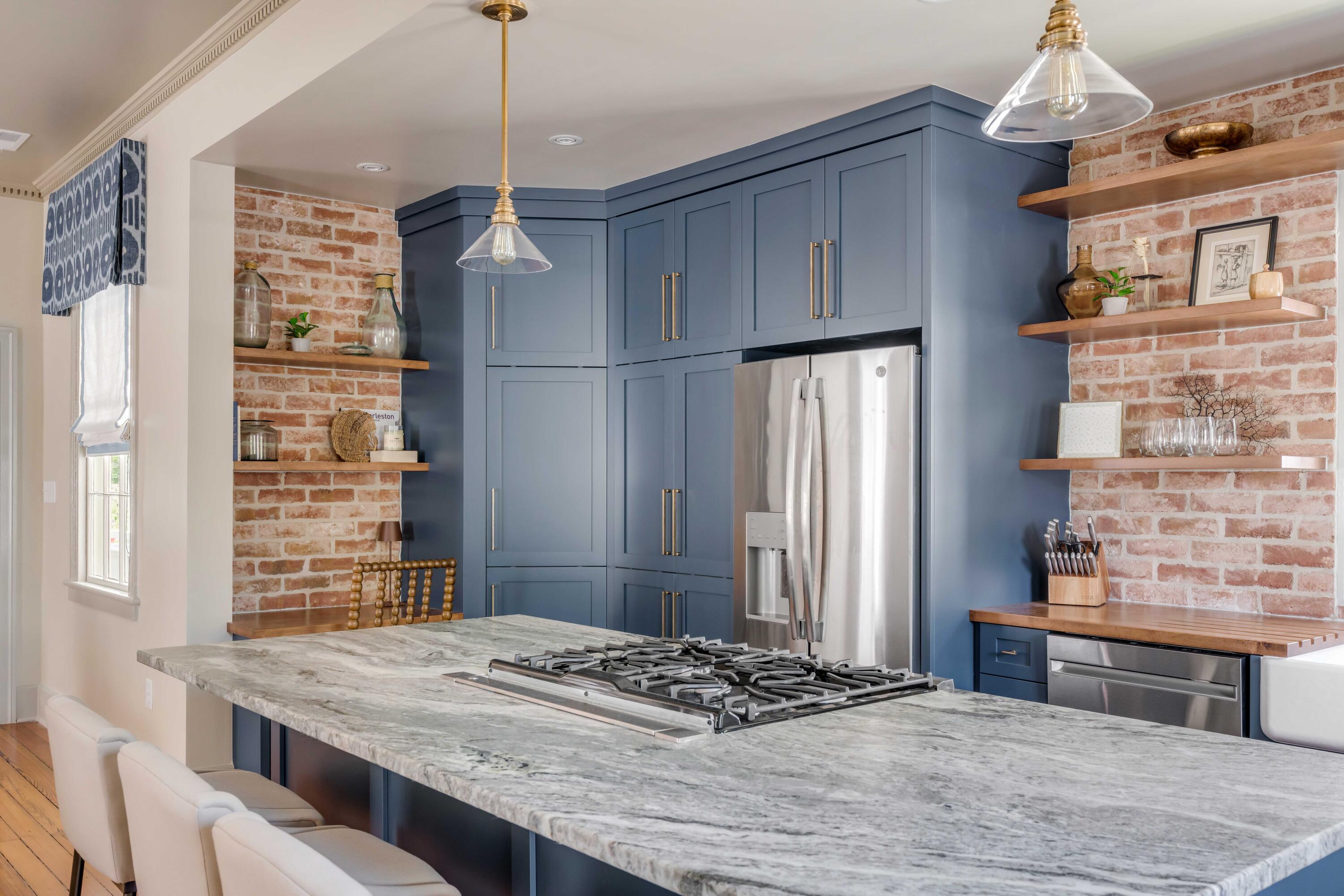 106 Queen Street # 2