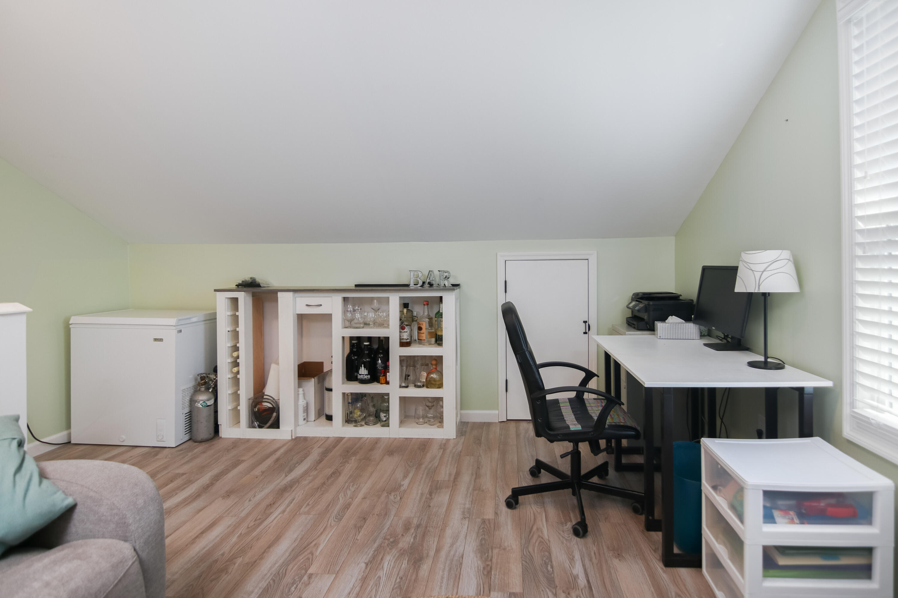 1754 Nantahala Boulevard