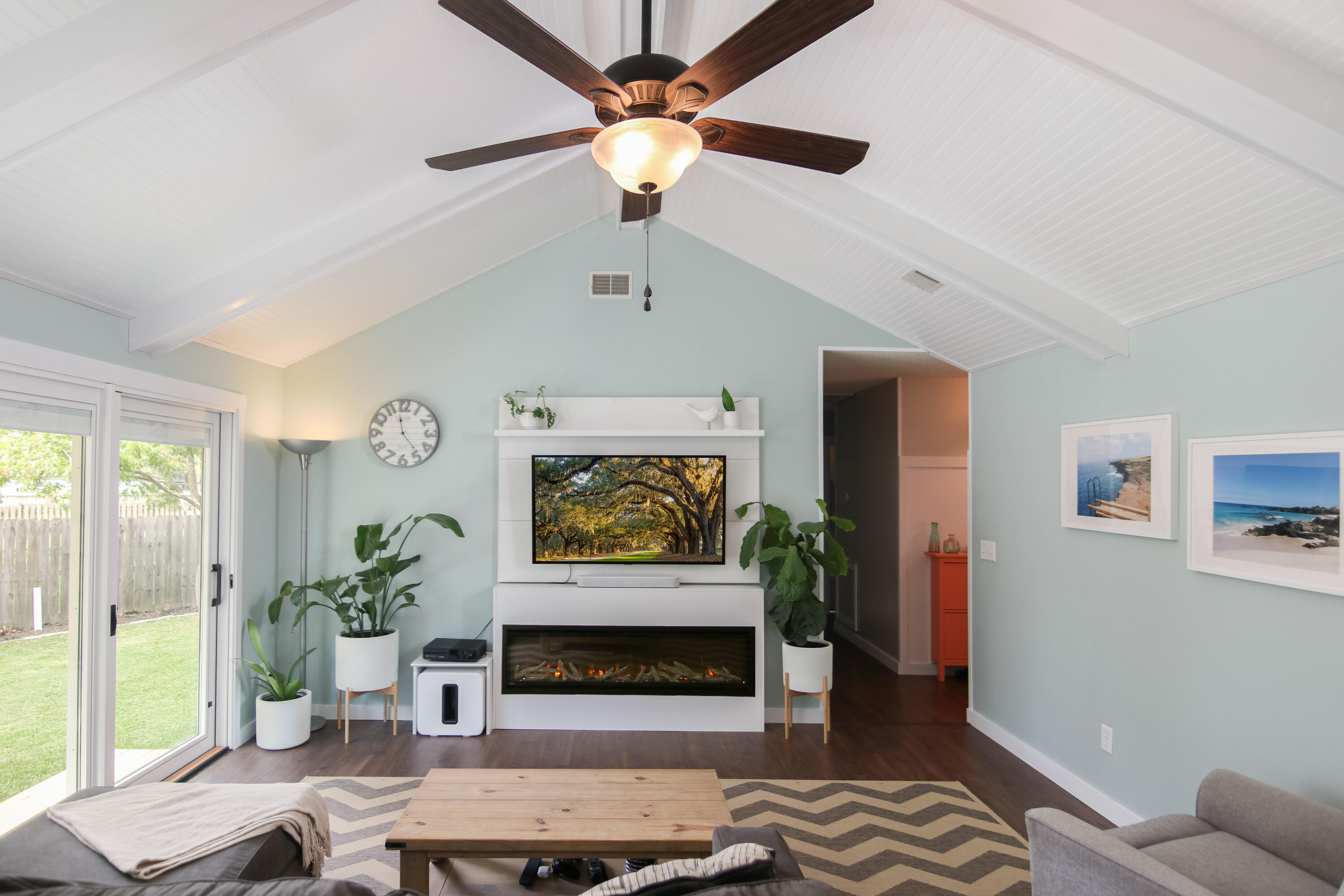 1754 Nantahala Boulevard