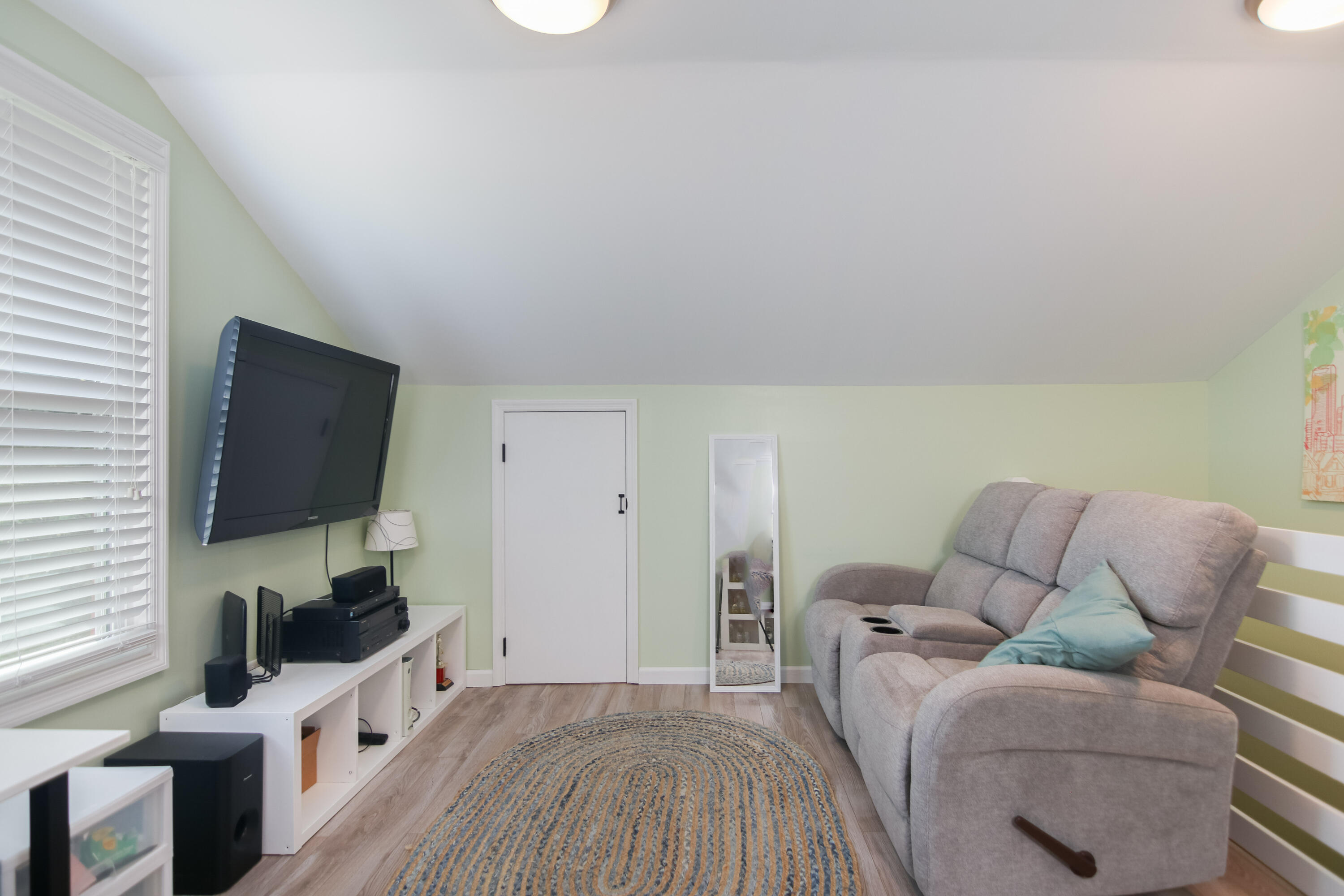 1754 Nantahala Boulevard