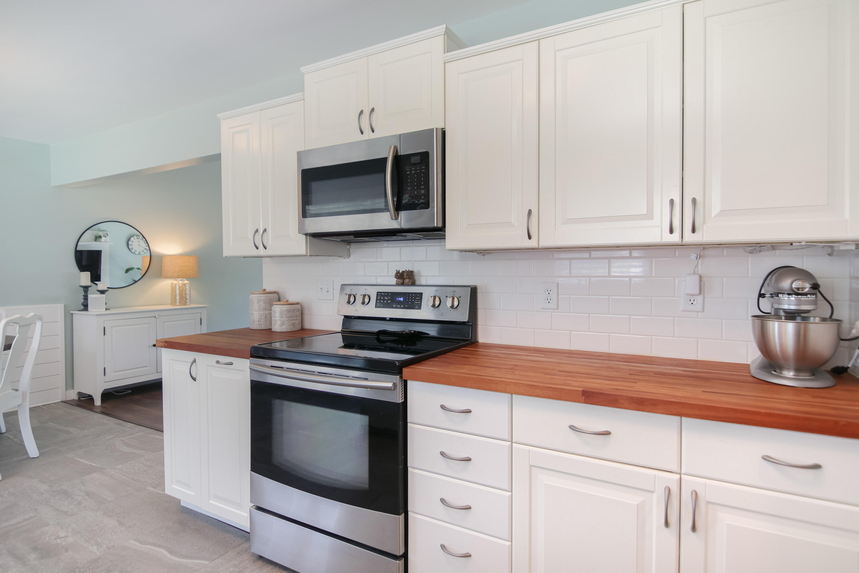 1754 Nantahala Boulevard