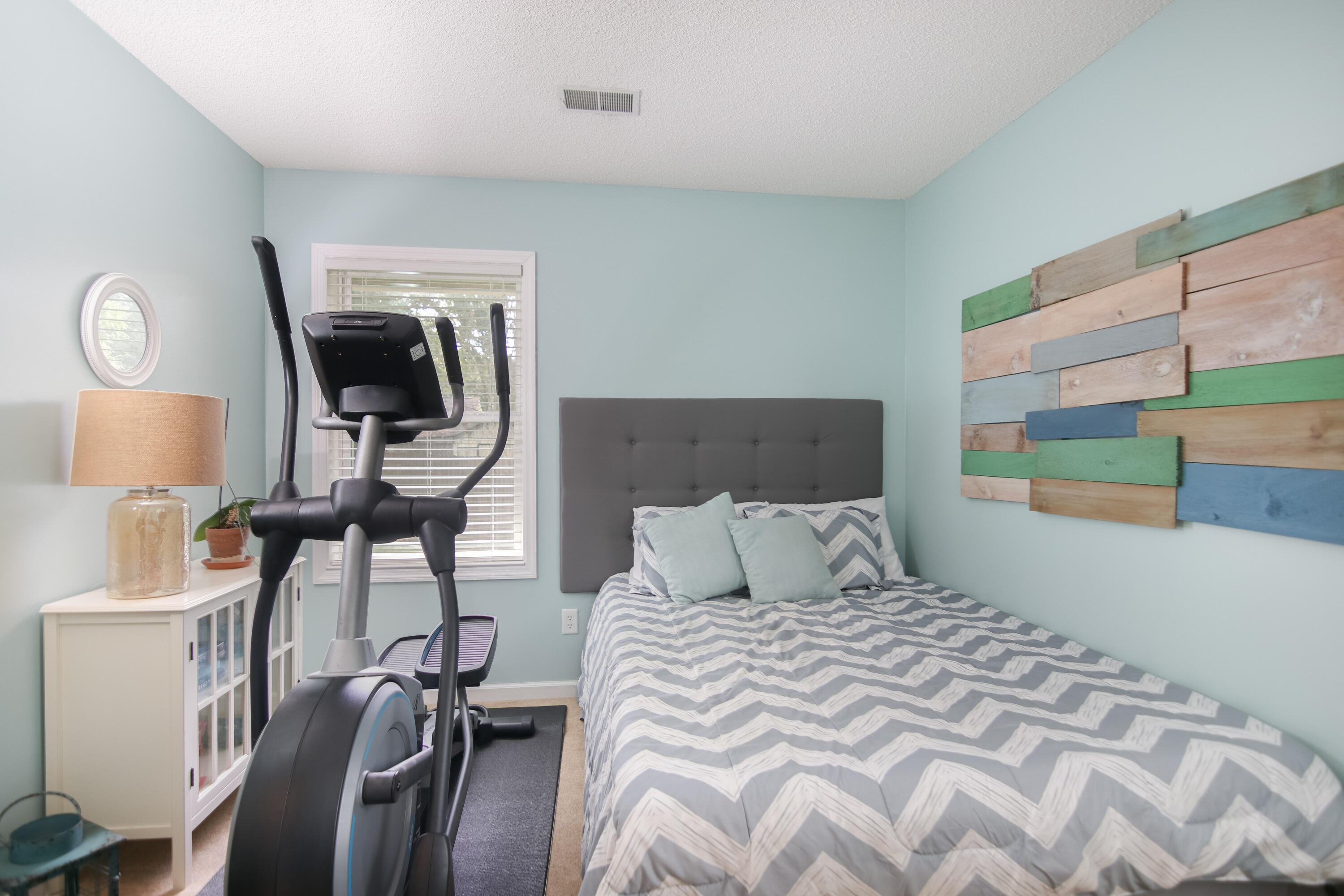 1754 Nantahala Boulevard