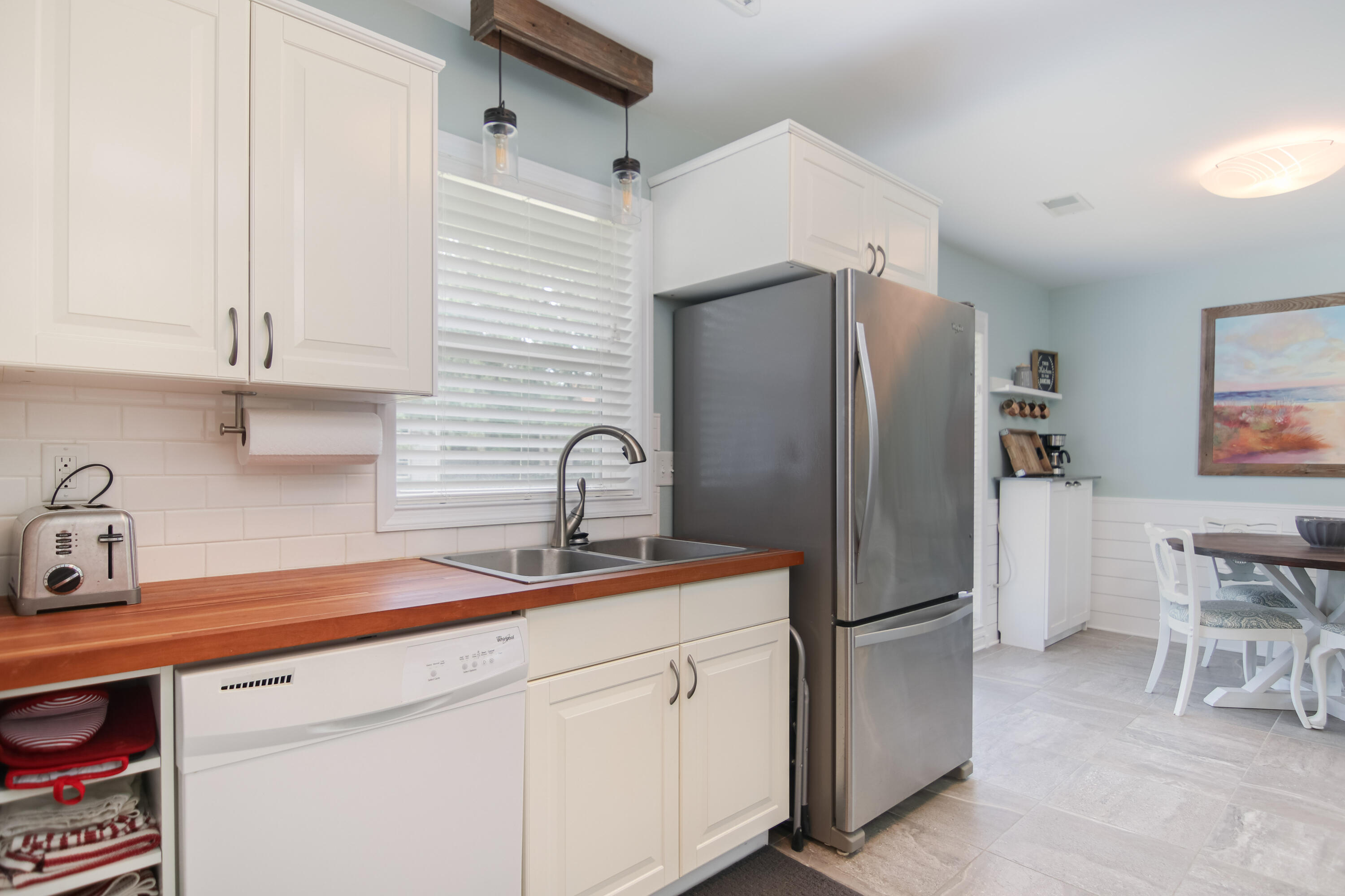 1754 Nantahala Boulevard