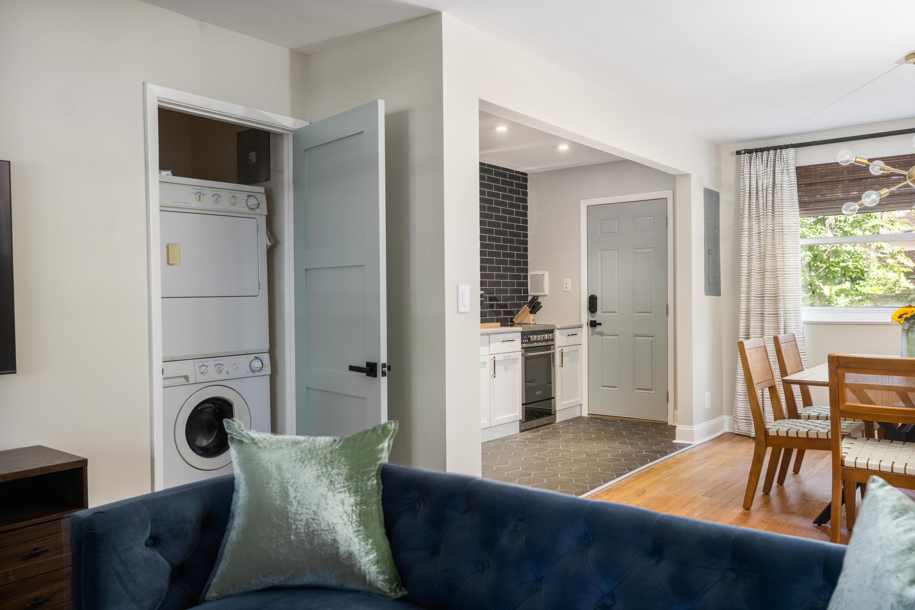 264 Grove Street # 4 Unit: 1-4