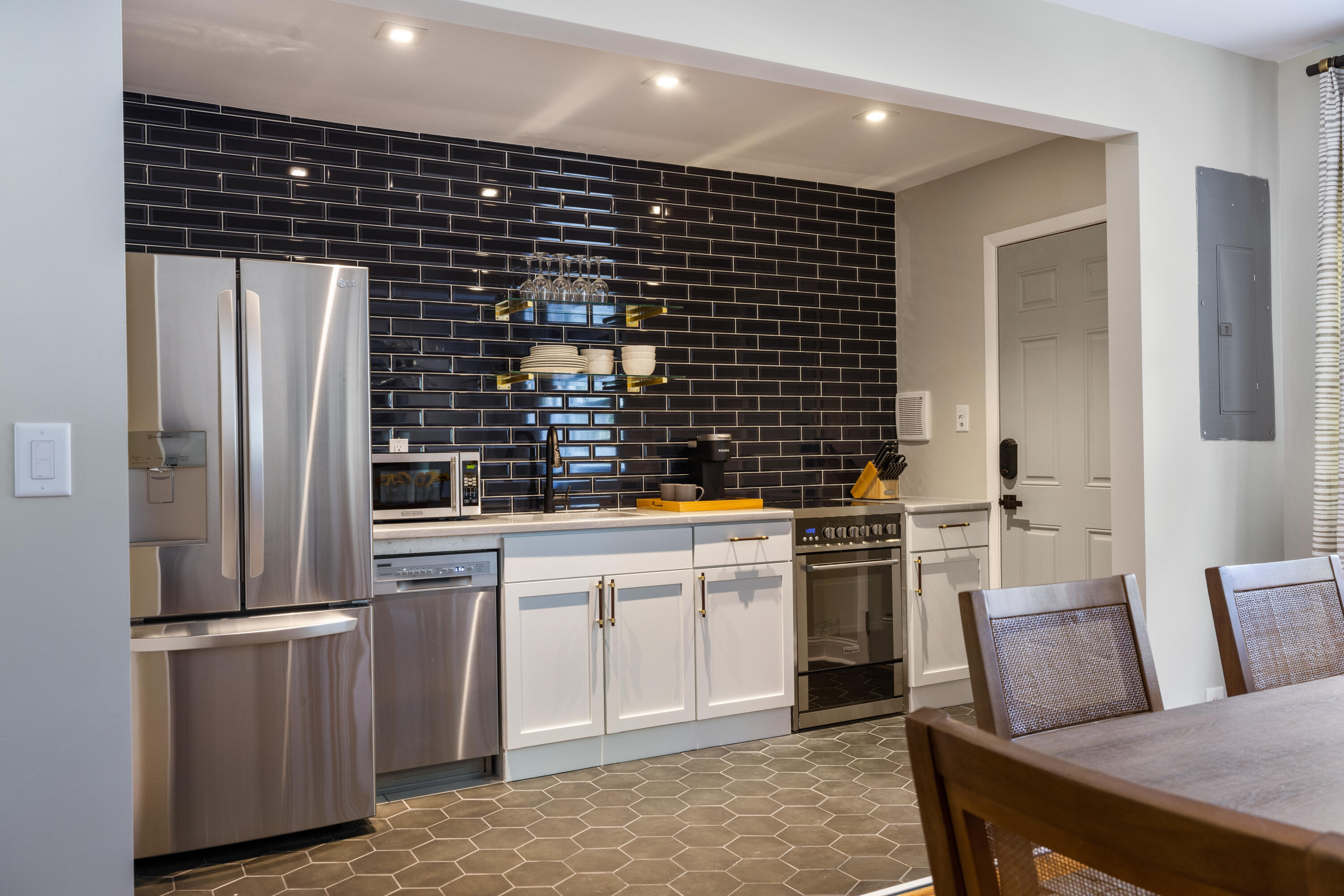 264 Grove Street # 4 Unit: 1-4