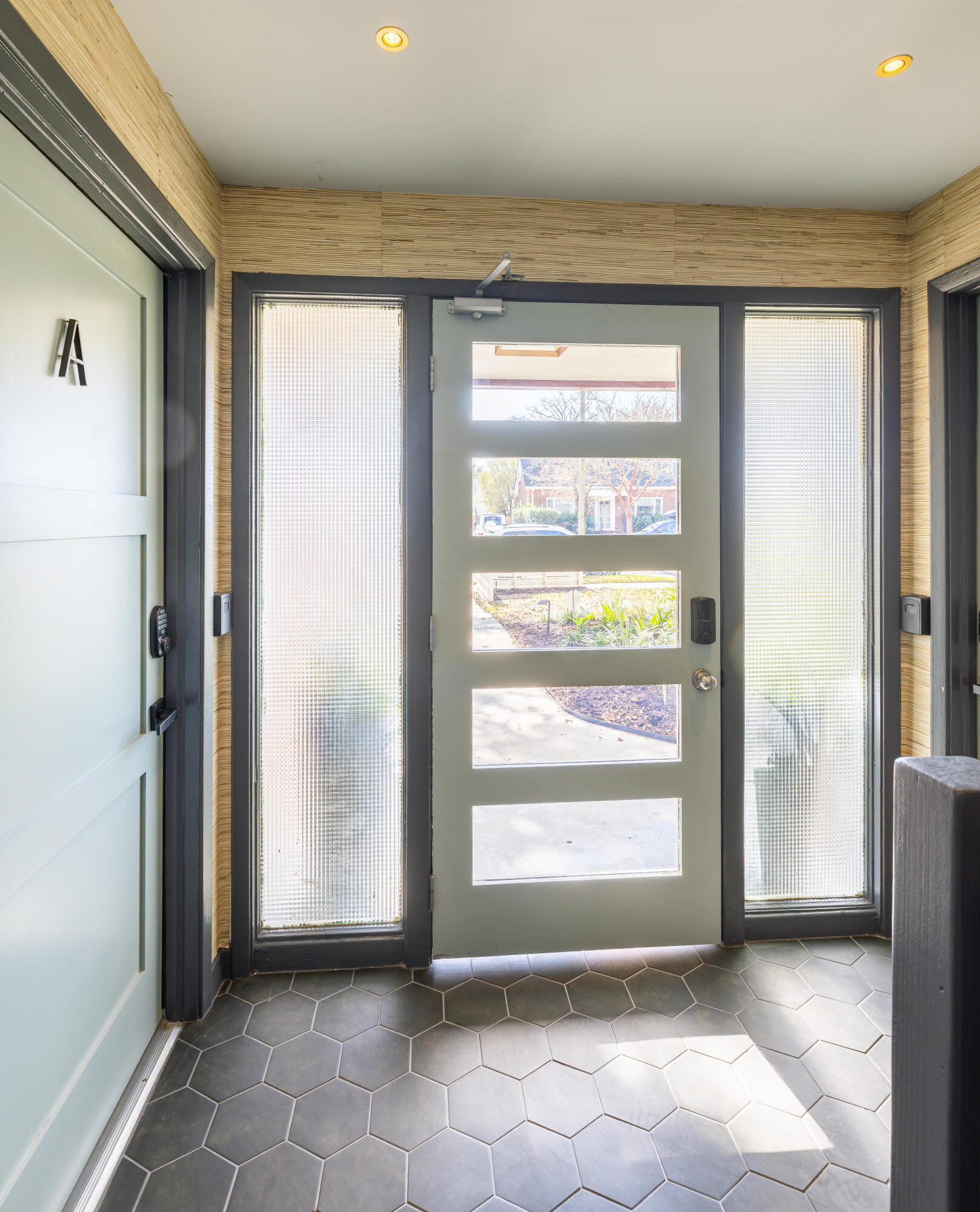 264 Grove Street # 4 Unit: 1-4