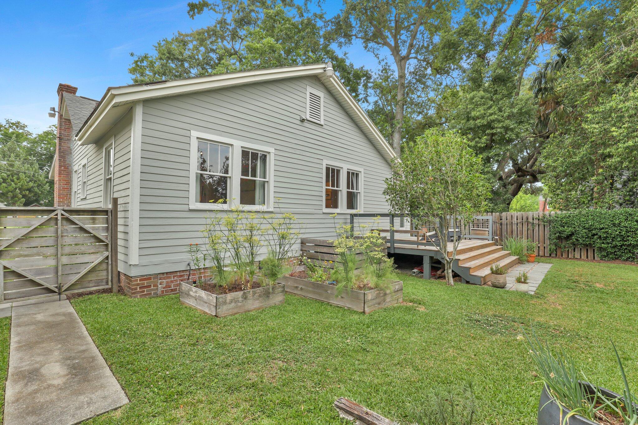 26 Darlington Avenue