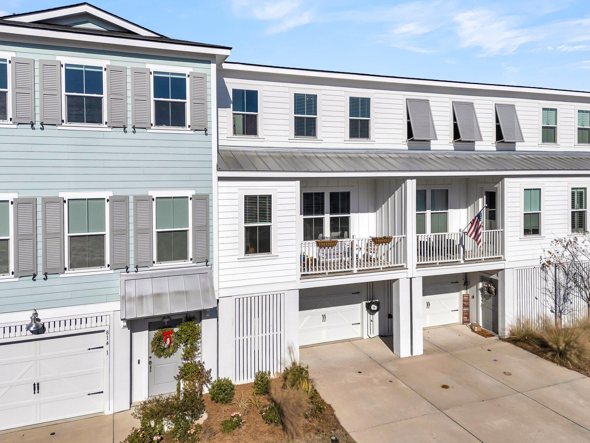 814 Kings Oak Court # 2