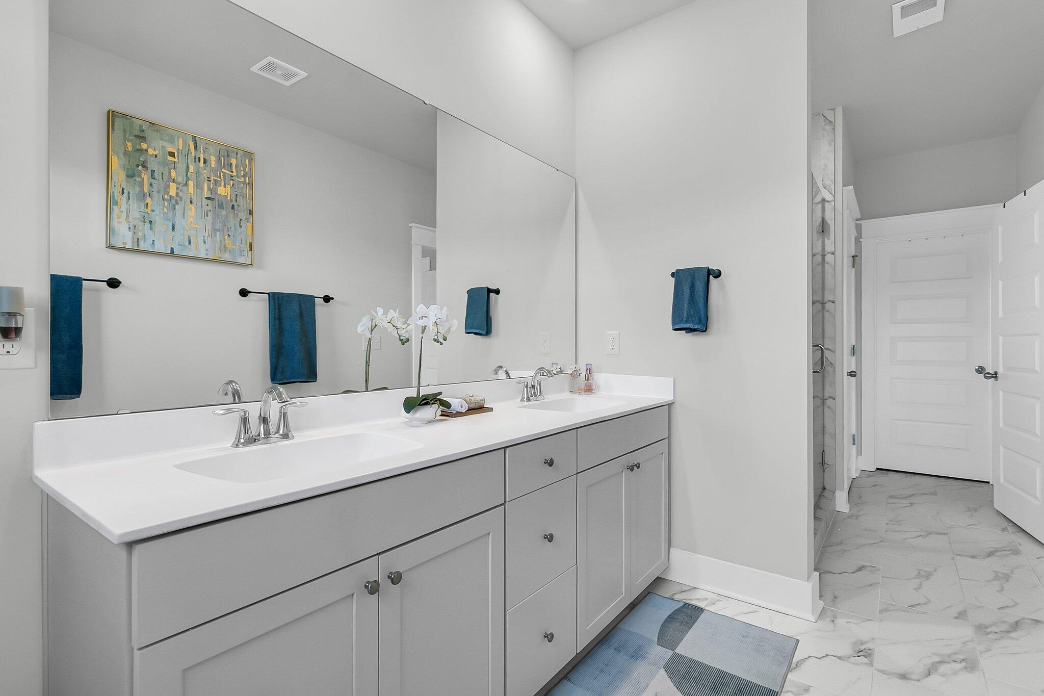 814 Kings Oak Court # 2