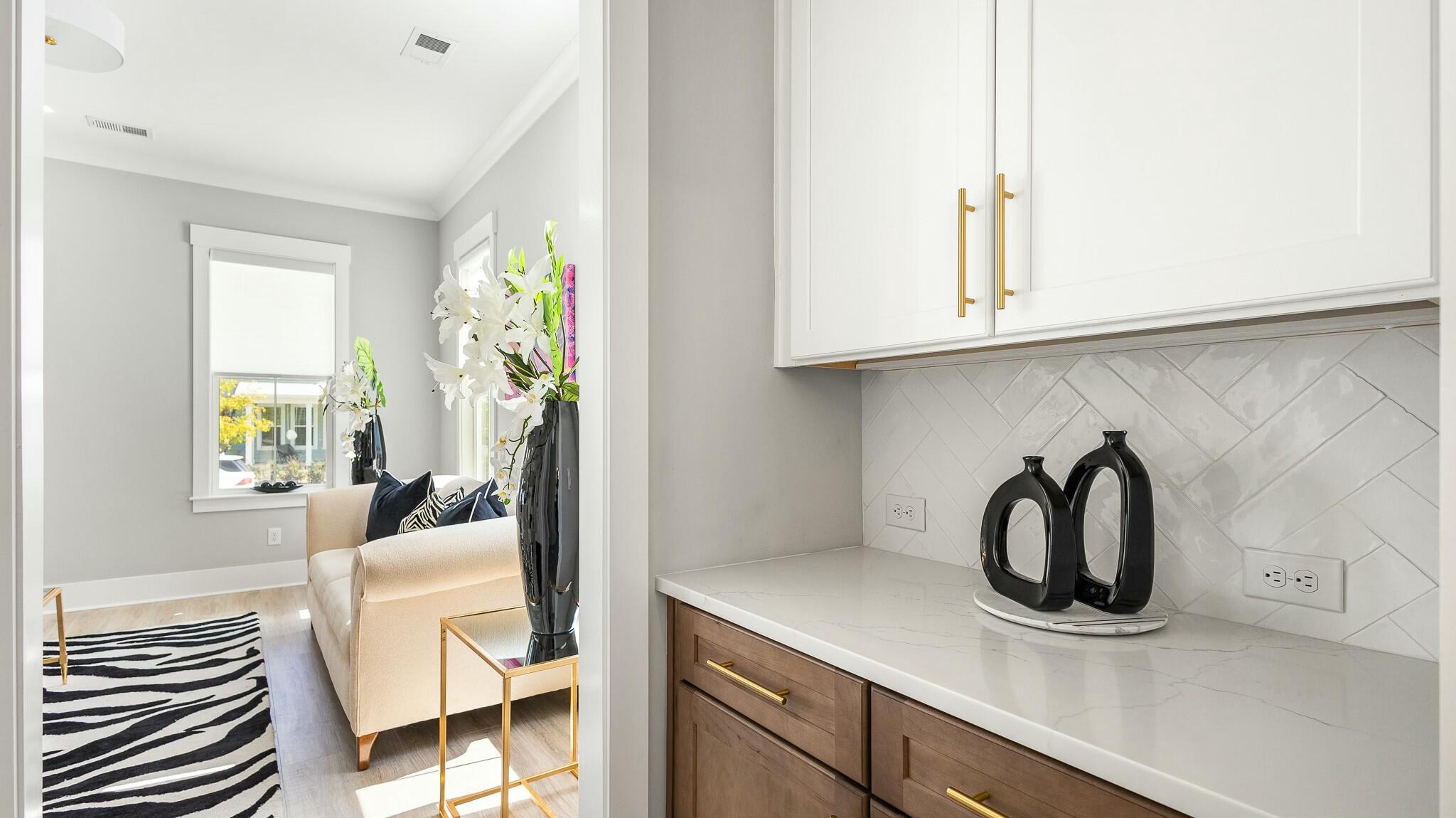 215 Brightside Trail