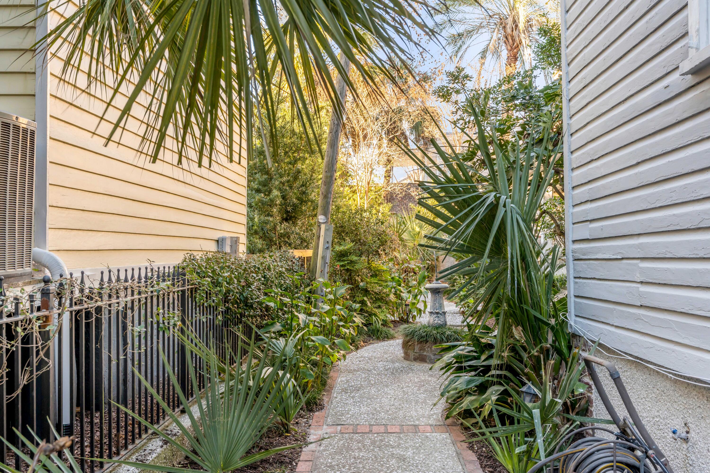 86 Beaufain Street # A