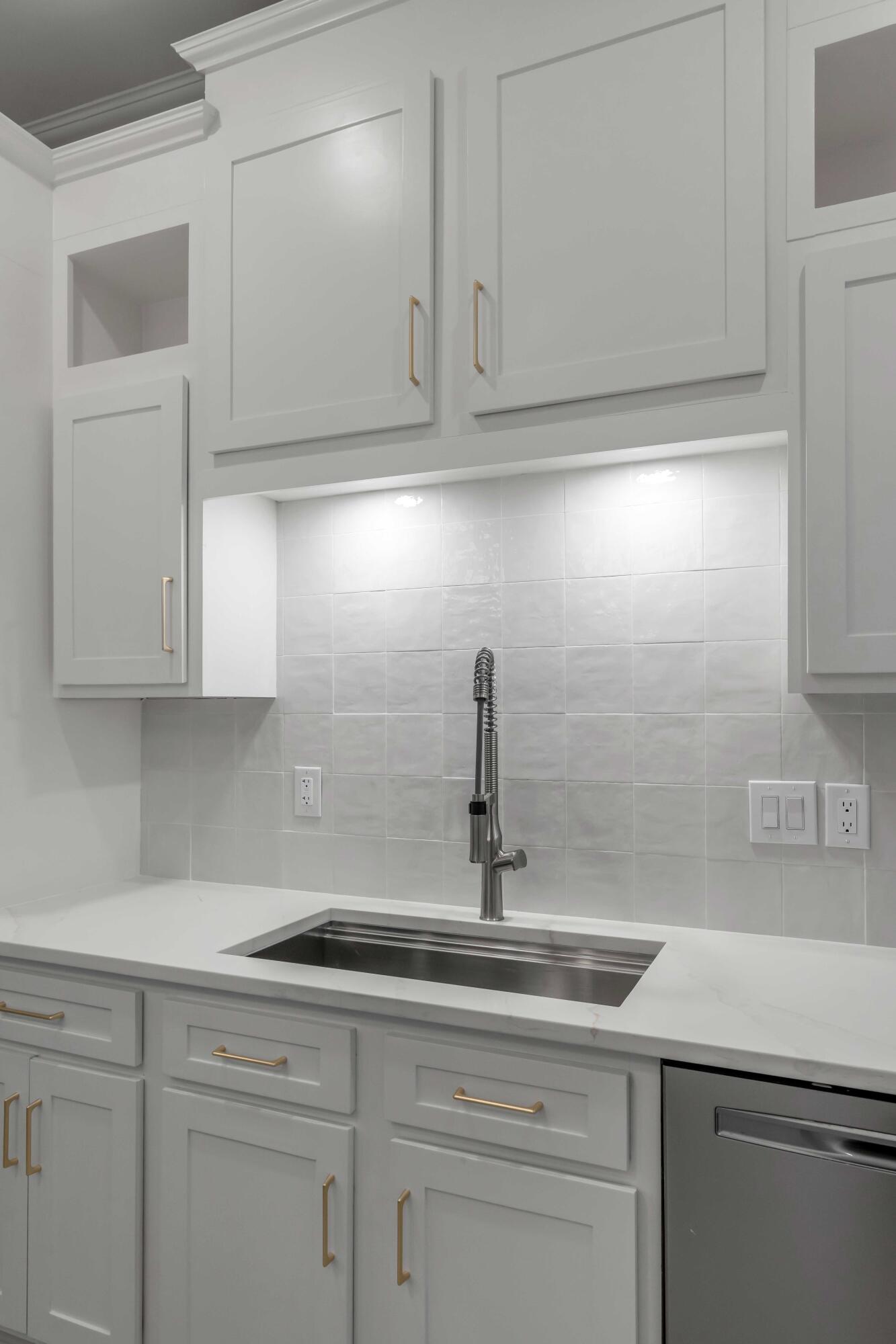 86 Beaufain Street # A