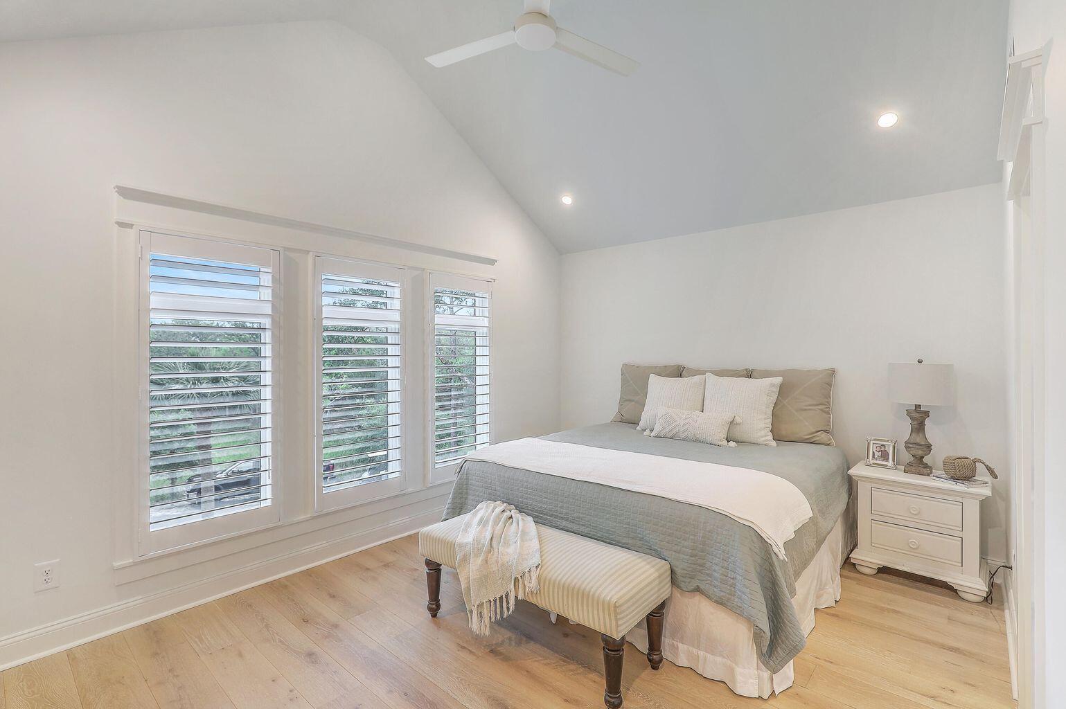 9 Marsh Island Lane