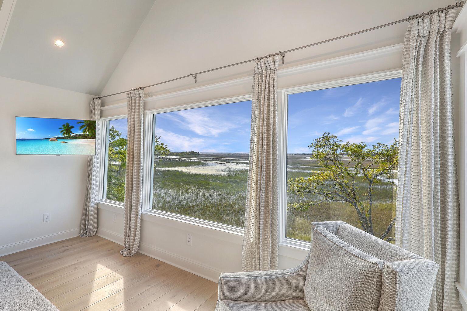 9 Marsh Island Lane