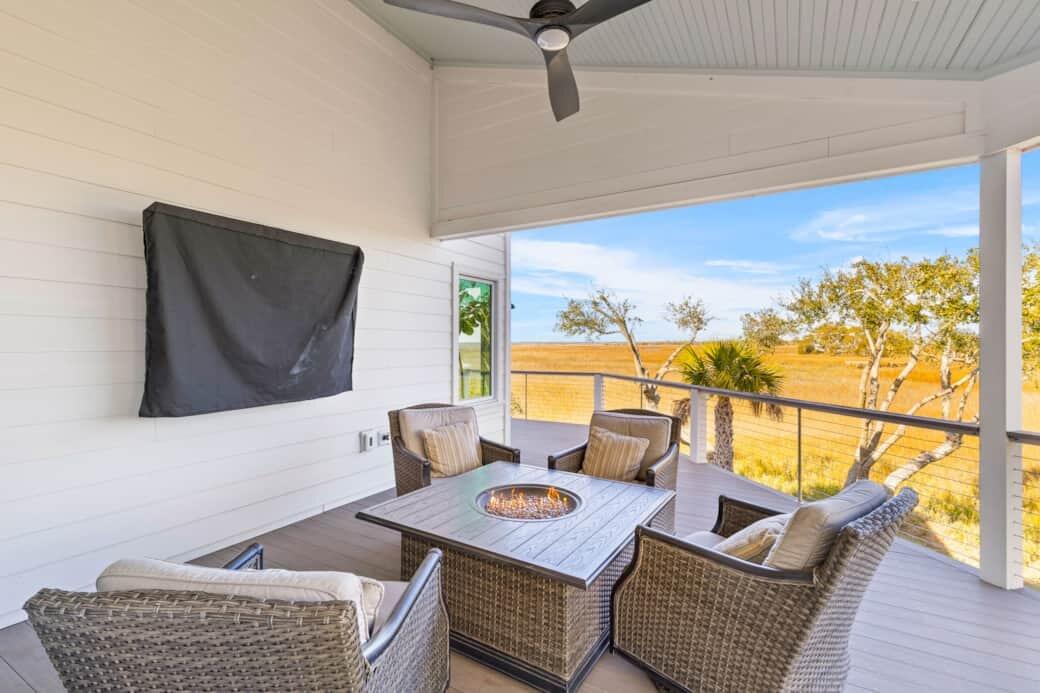 9 Marsh Island Lane