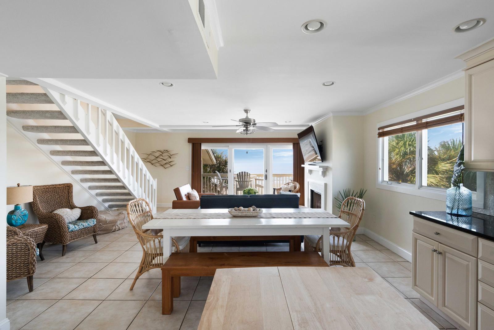 2 Seagrove Lane # D