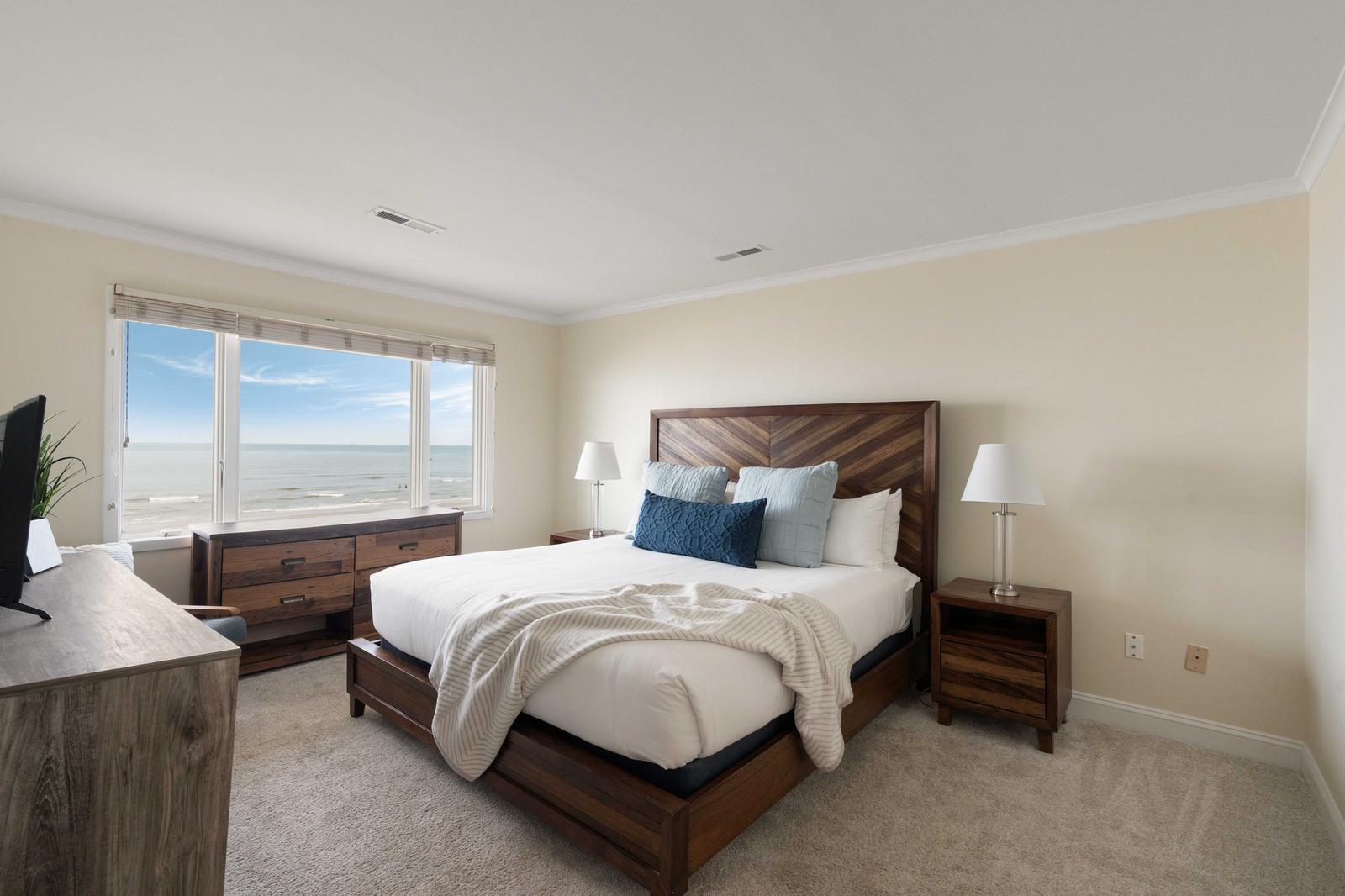 2 Seagrove Lane # D