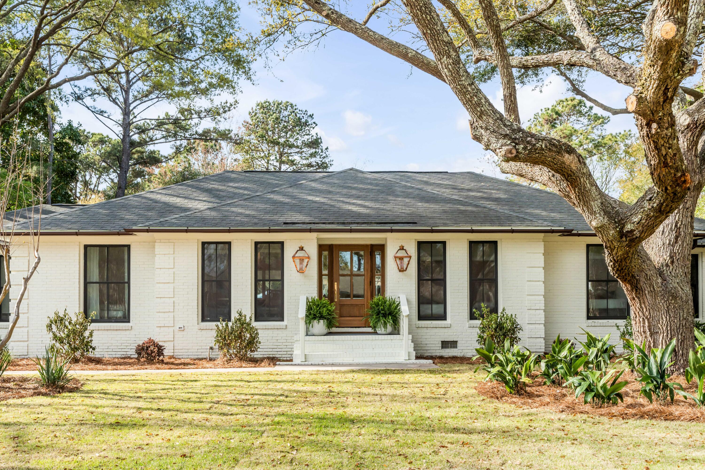 690 Pelzer Drive