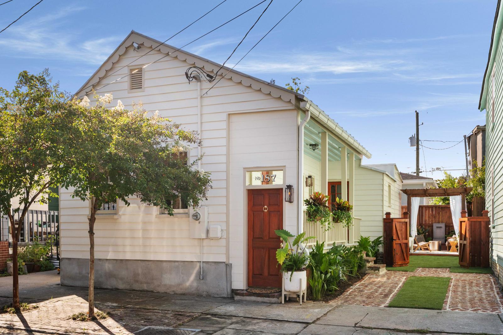 187 Line Street