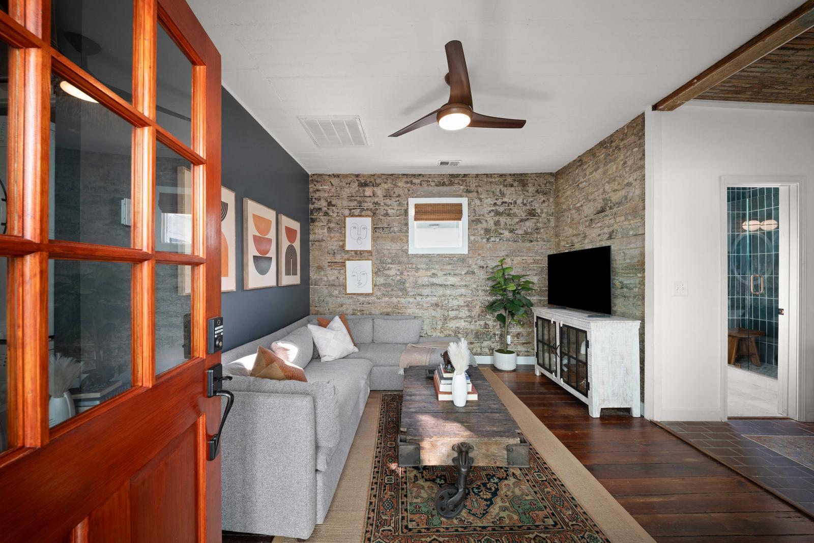 187 Line Street